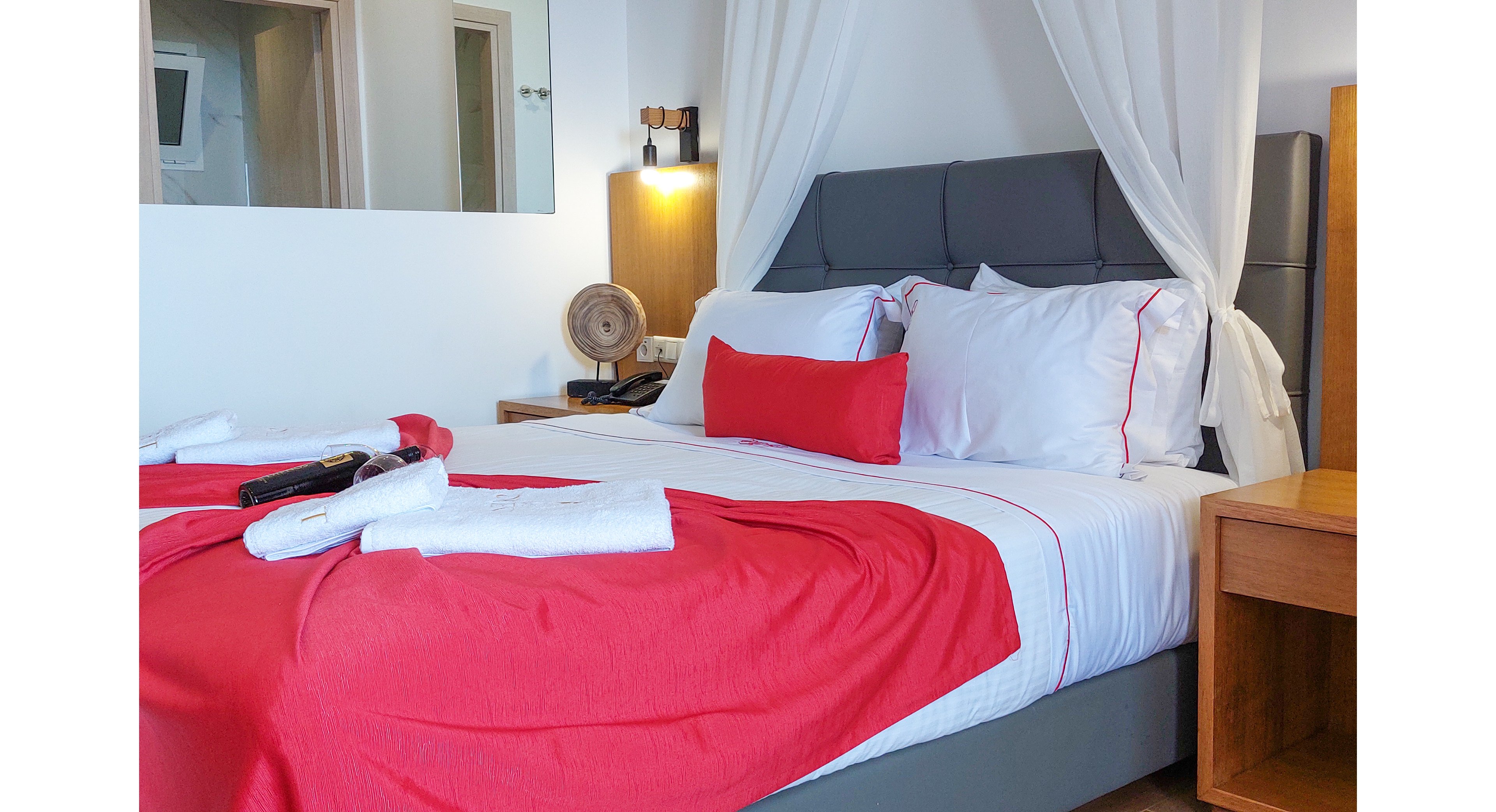 Cavo Orient Beach Hotel