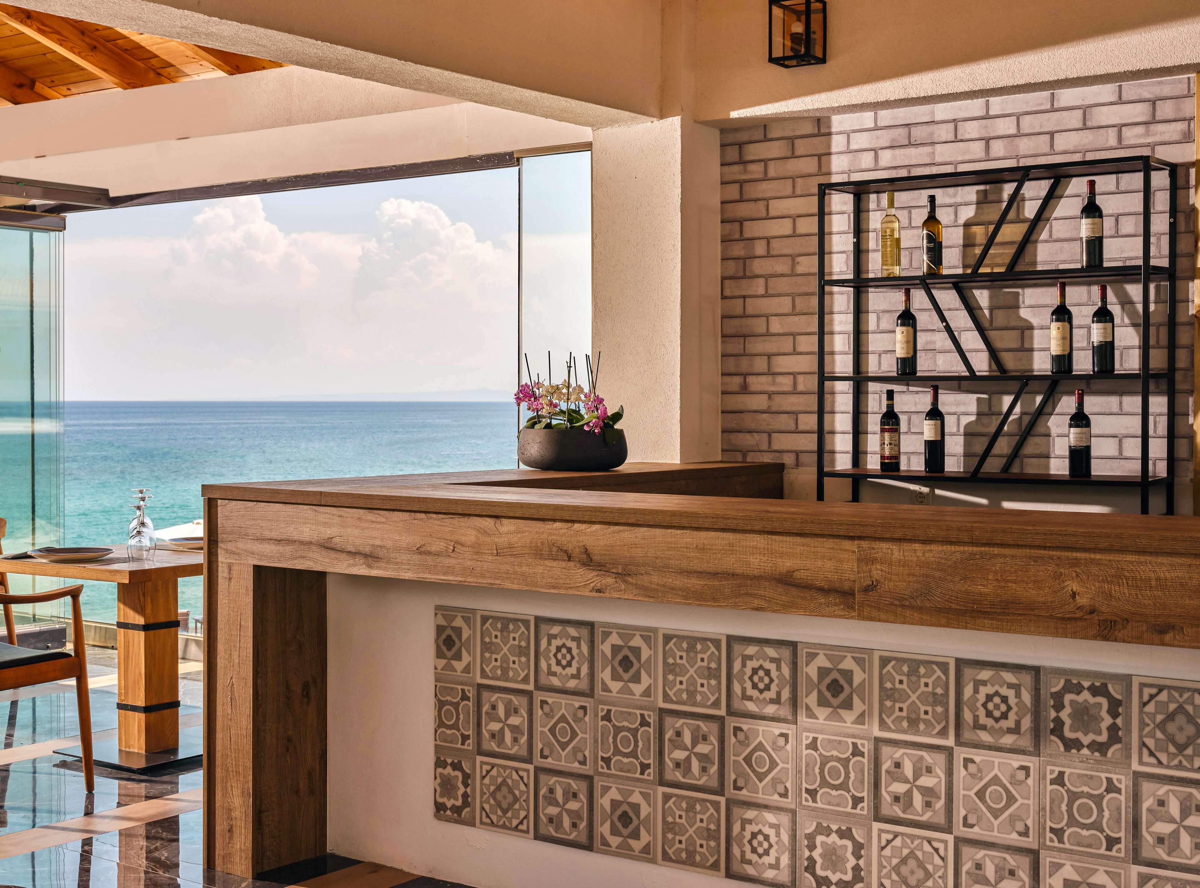 Cavo Orient Beach Hotel