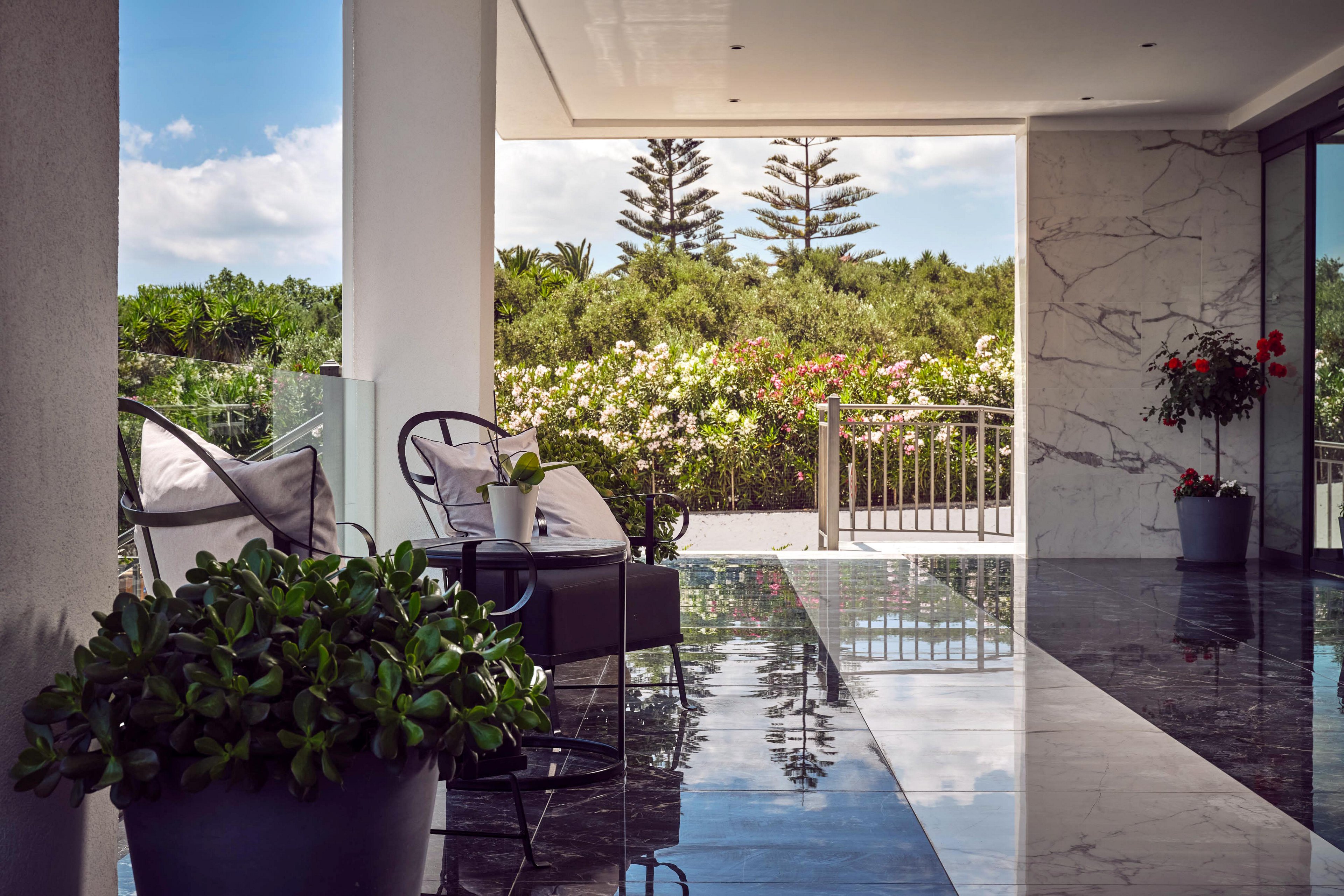 Cavo Orient Beach Hotel