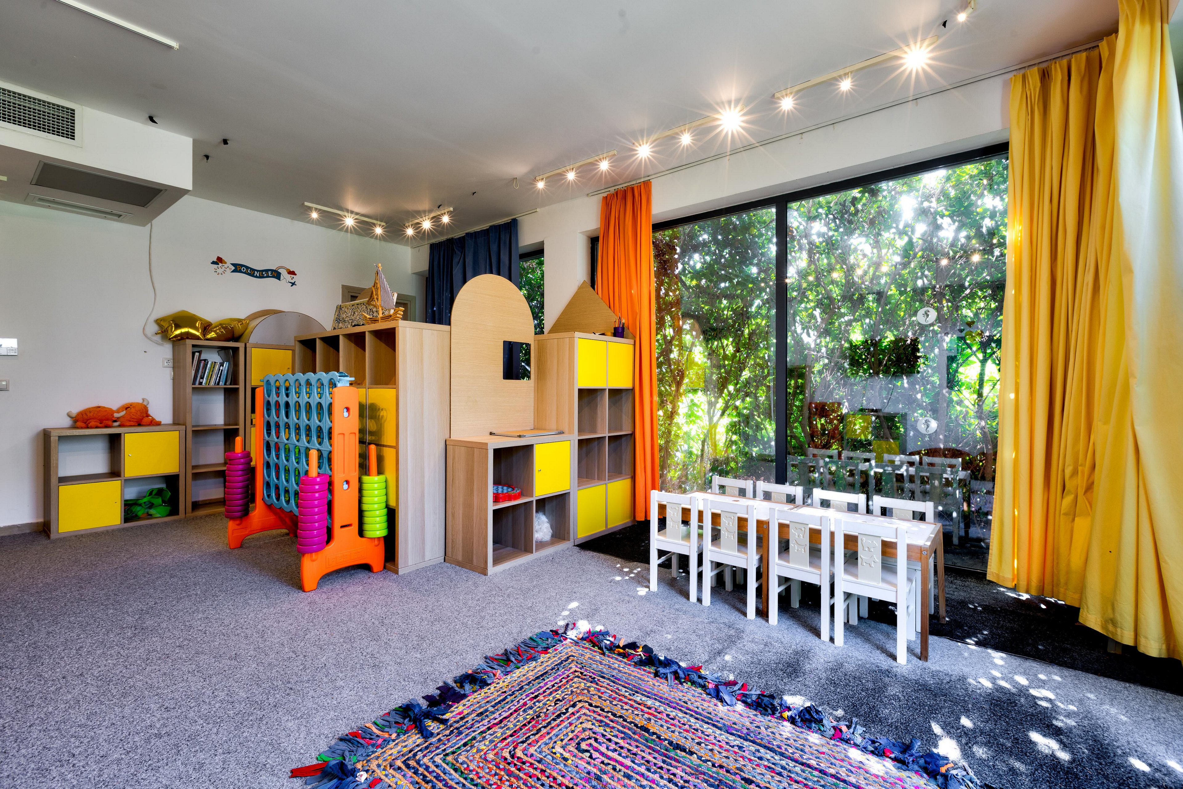 Cavo Orient Beach Hotel