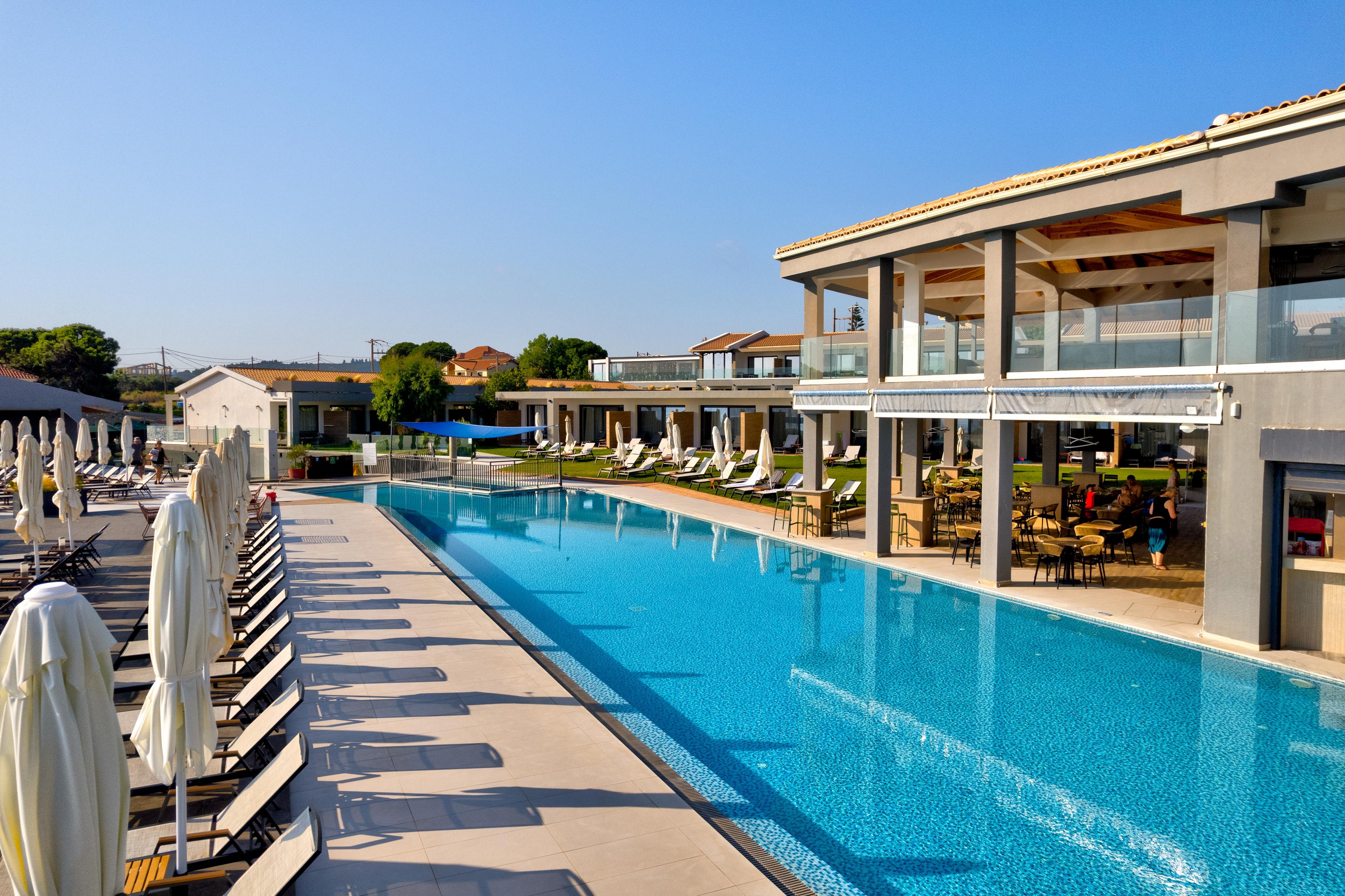 Cavo Orient Beach Hotel