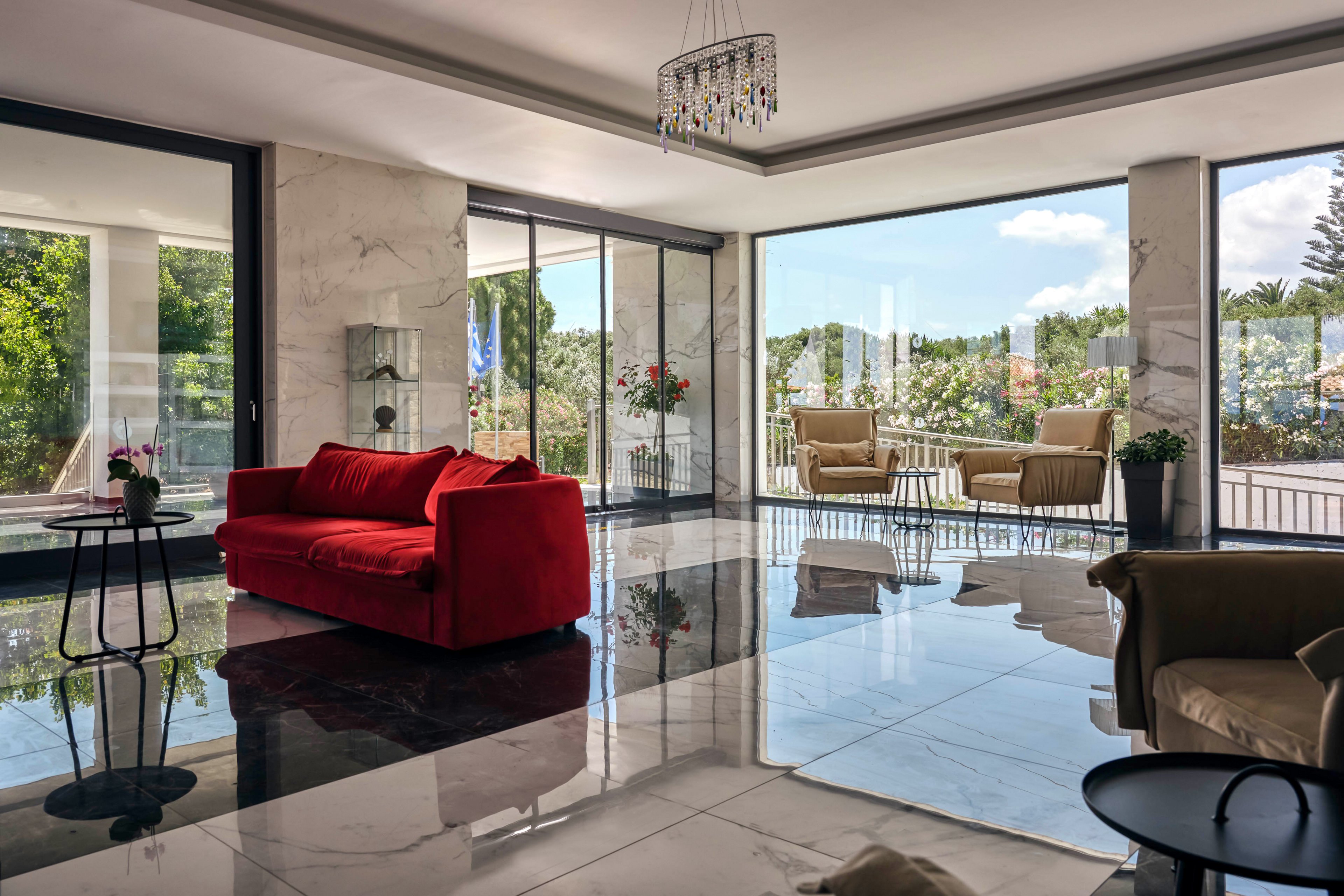 Cavo Orient Beach Hotel