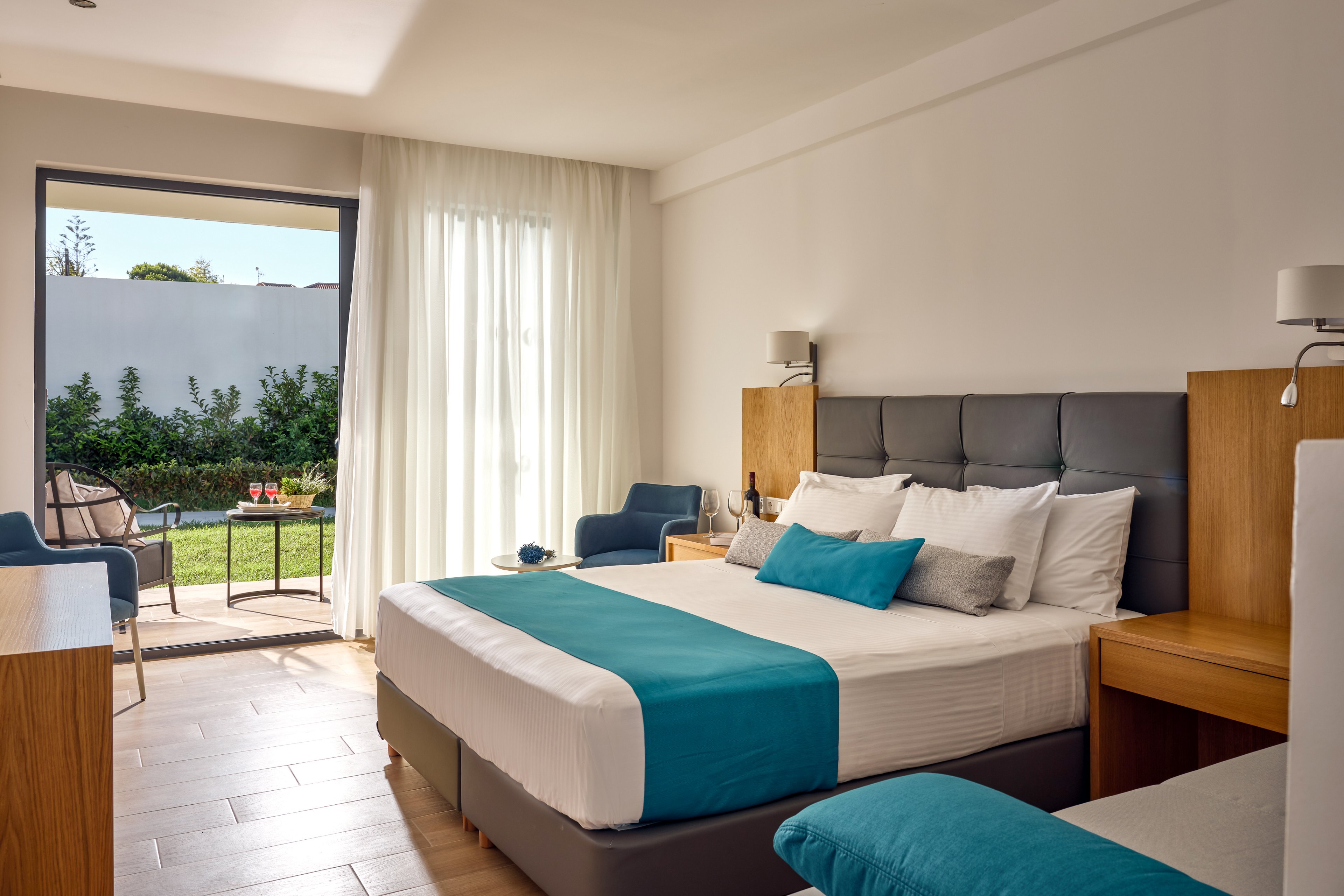 Cavo Orient Beach Hotel