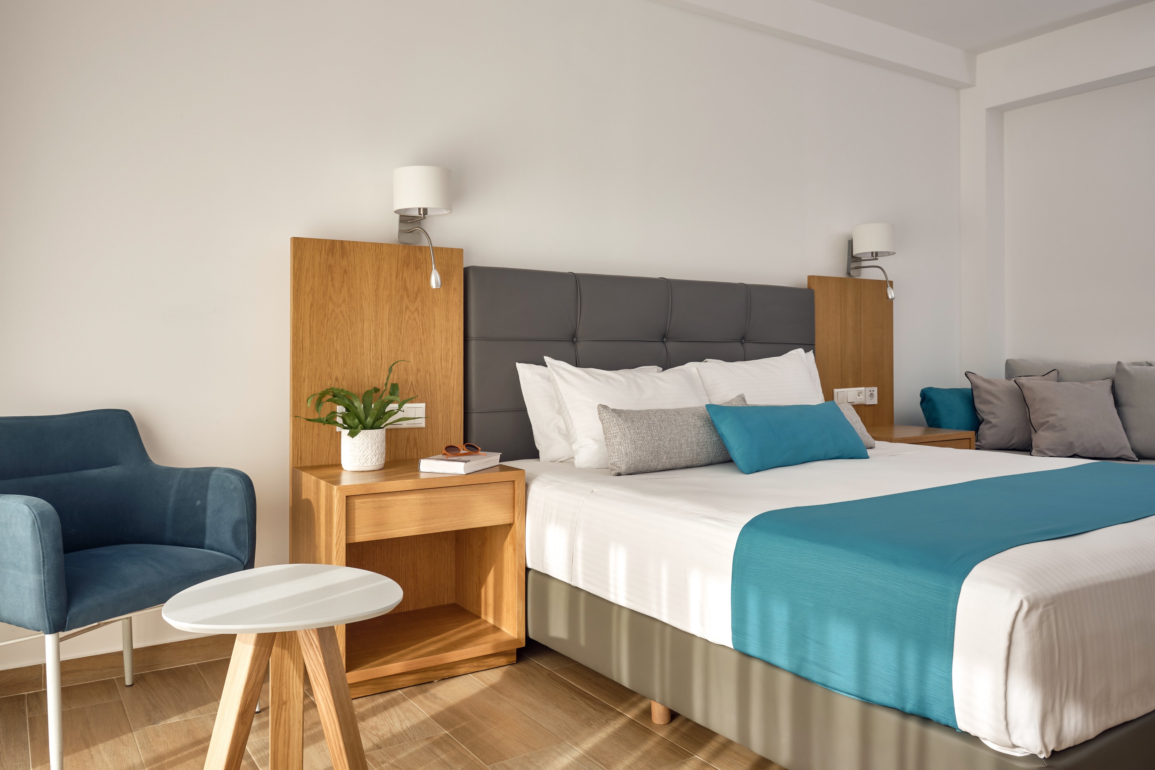 Cavo Orient Beach Hotel