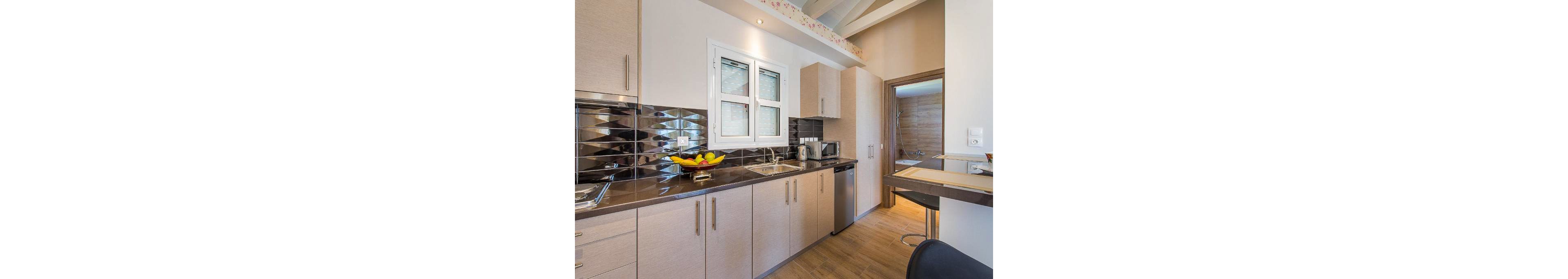 Aeolos Boutique Hotel & Suites