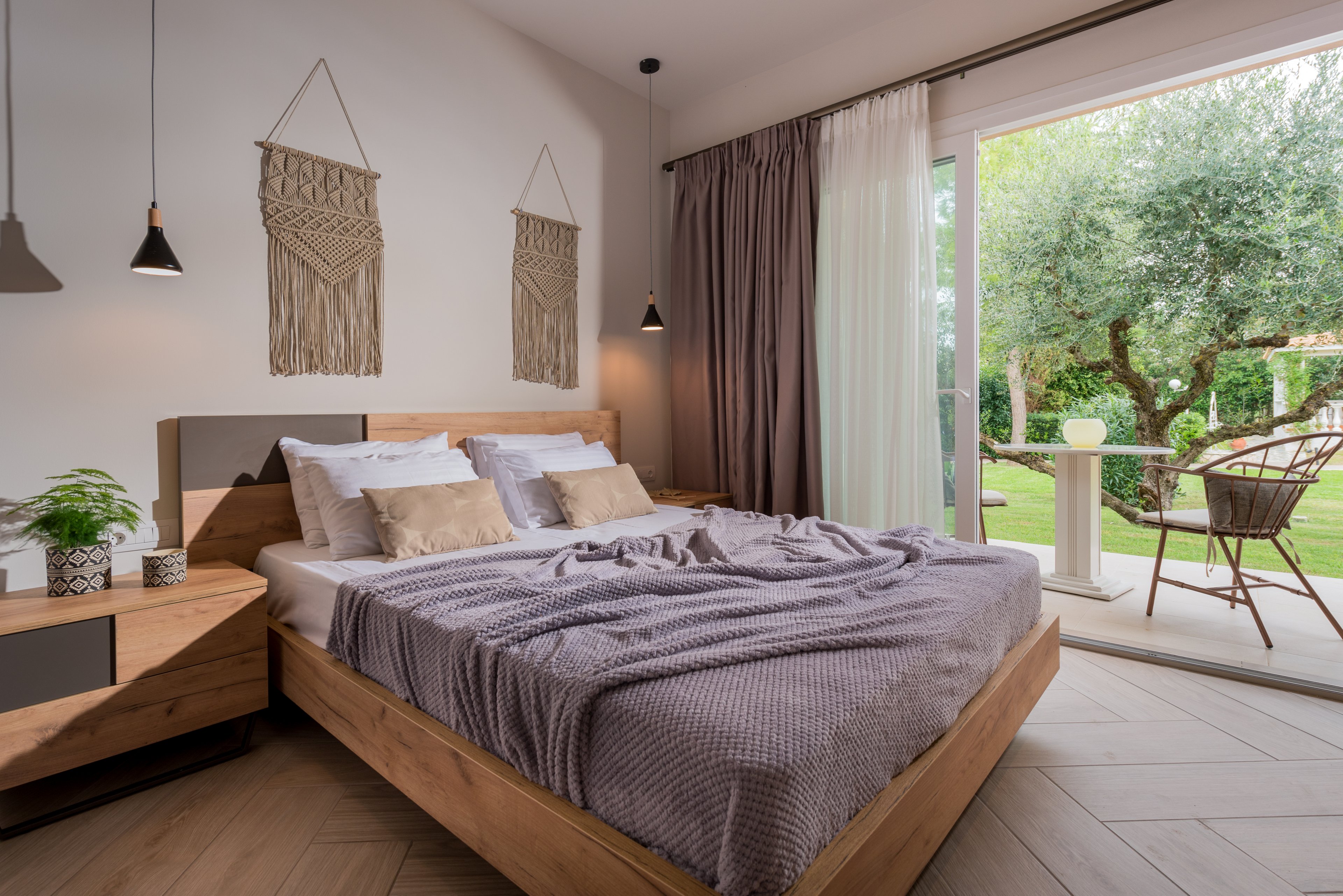 Aeolos Boutique Hotel & Suites