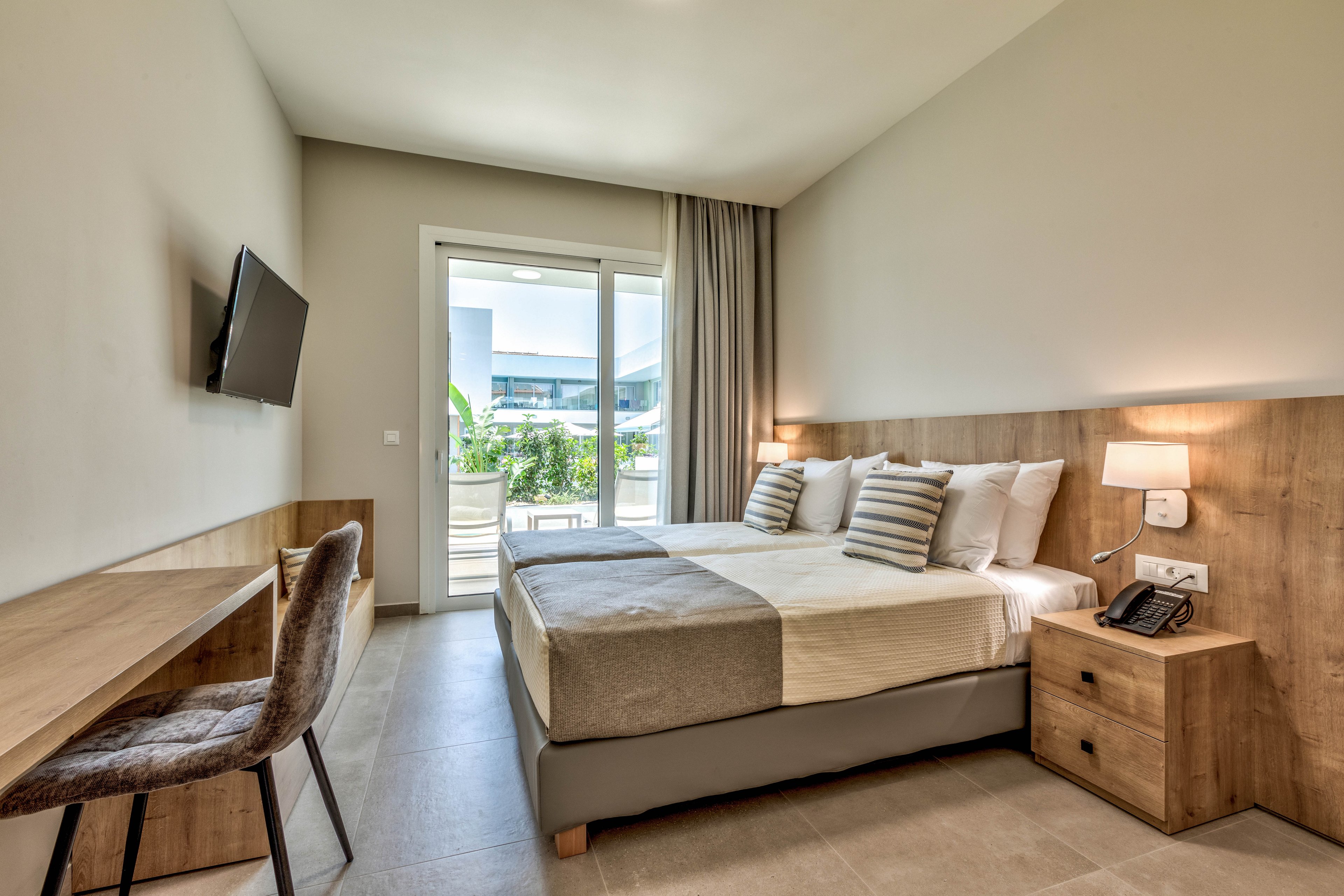 White Olive Premium Hotel