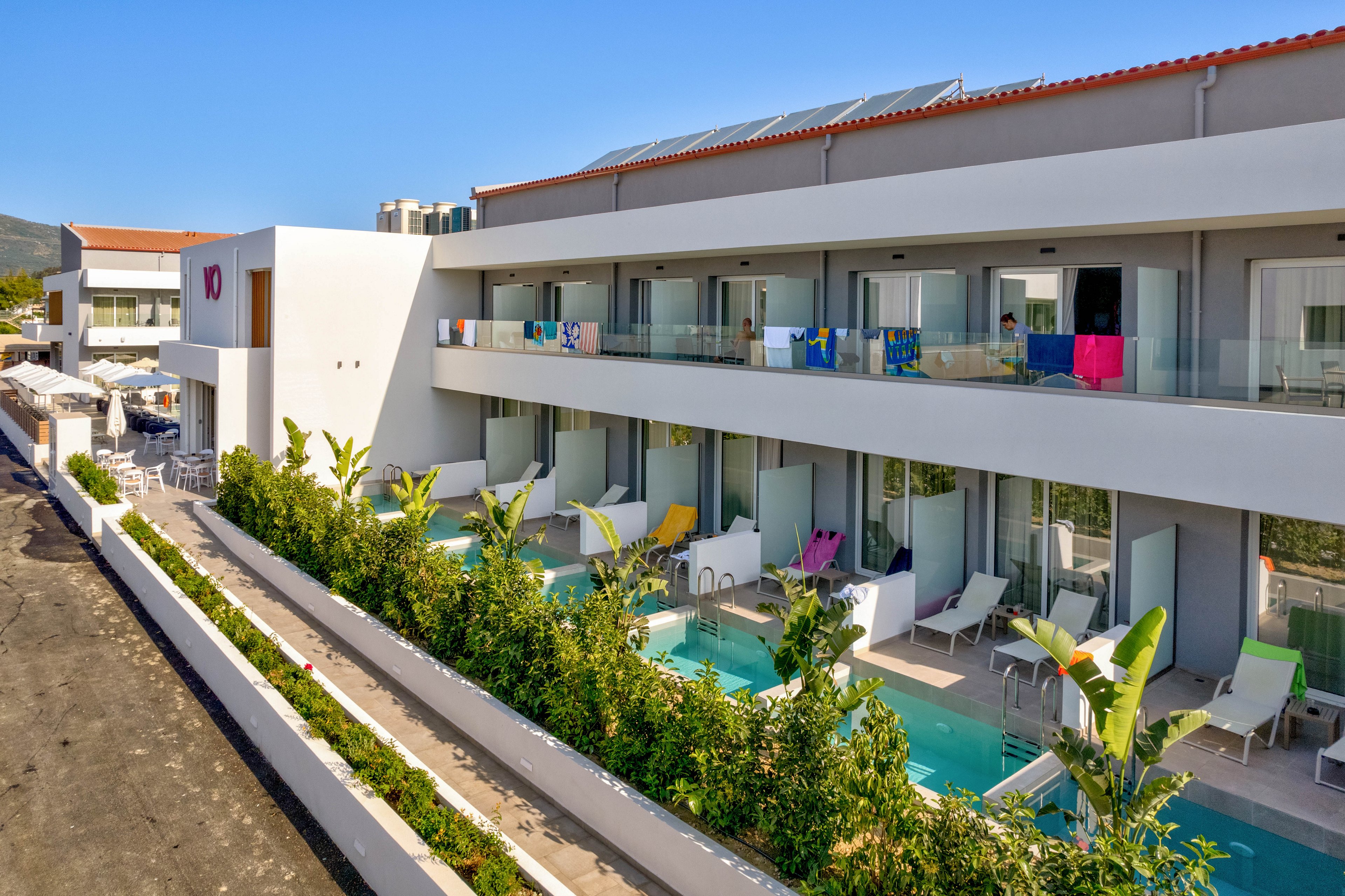 White Olive Premium Hotel