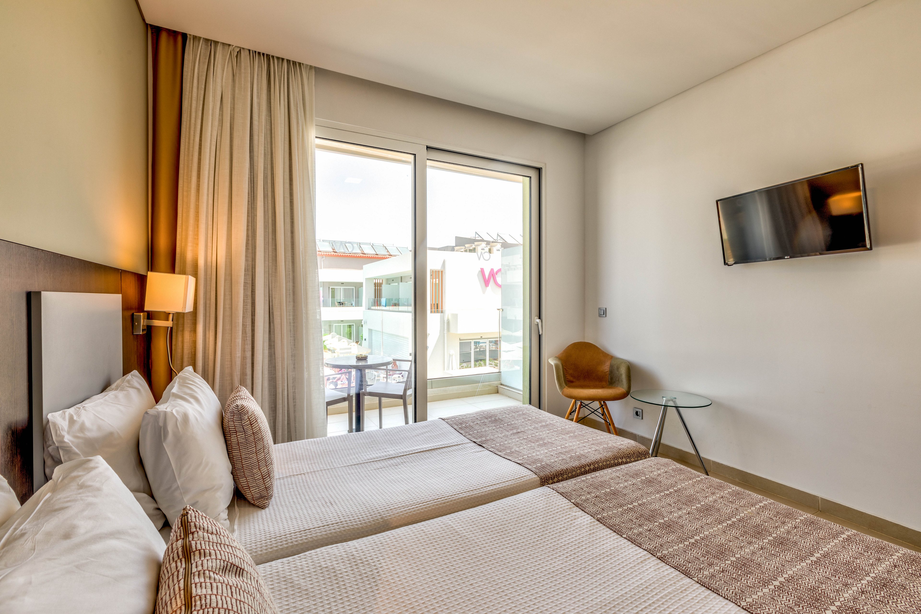 White Olive Premium Hotel