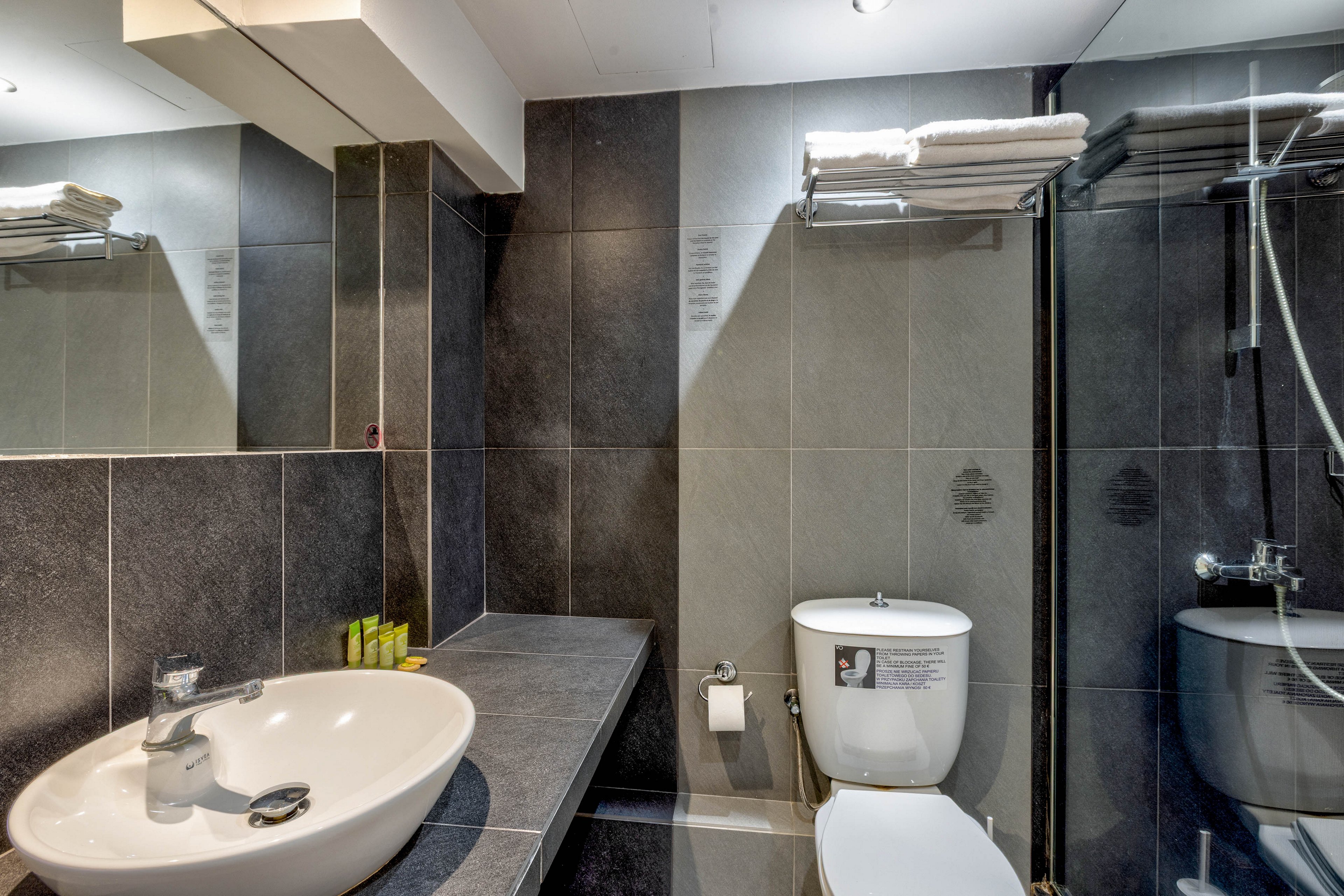 White Olive Premium Hotel