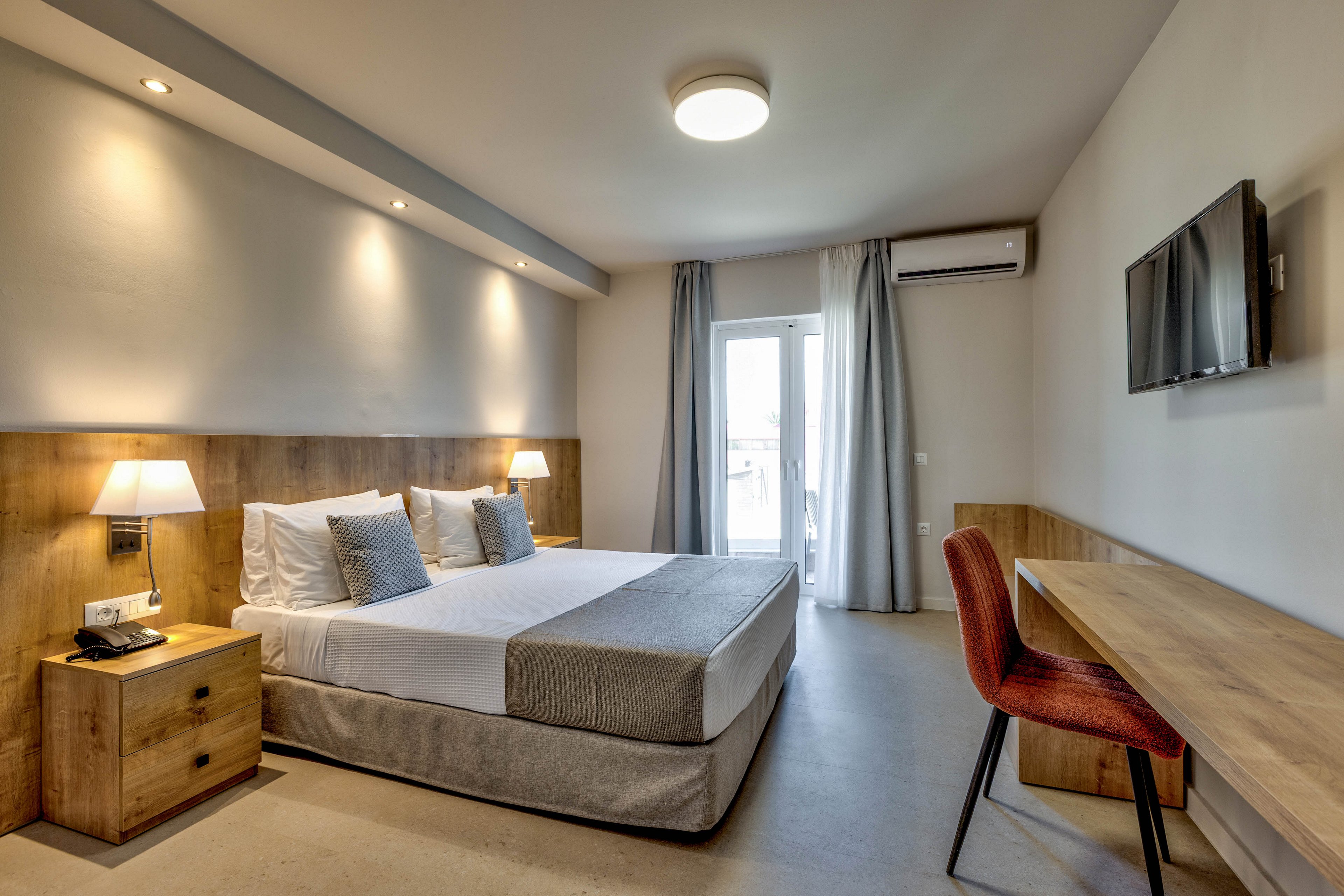 White Olive Premium Hotel