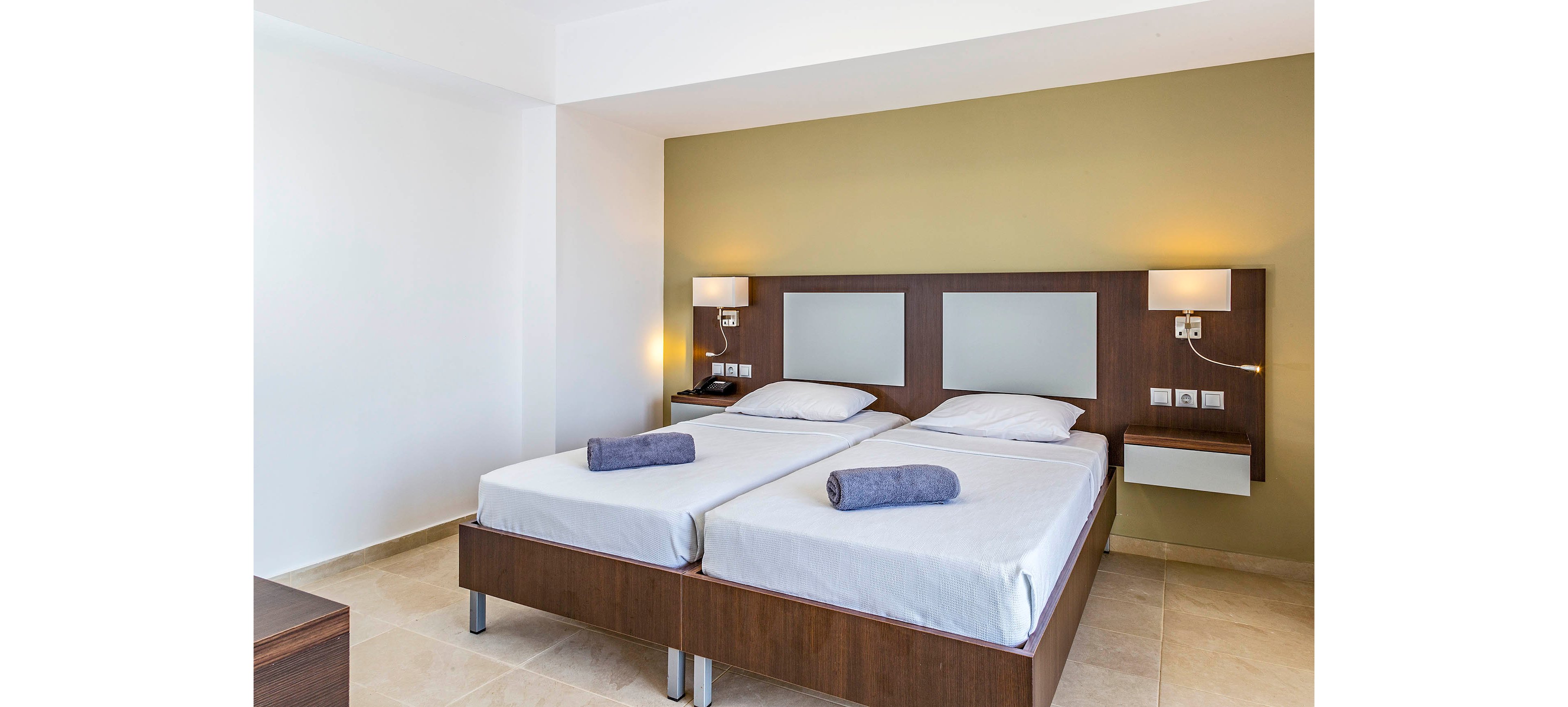 White Olive Premium Hotel