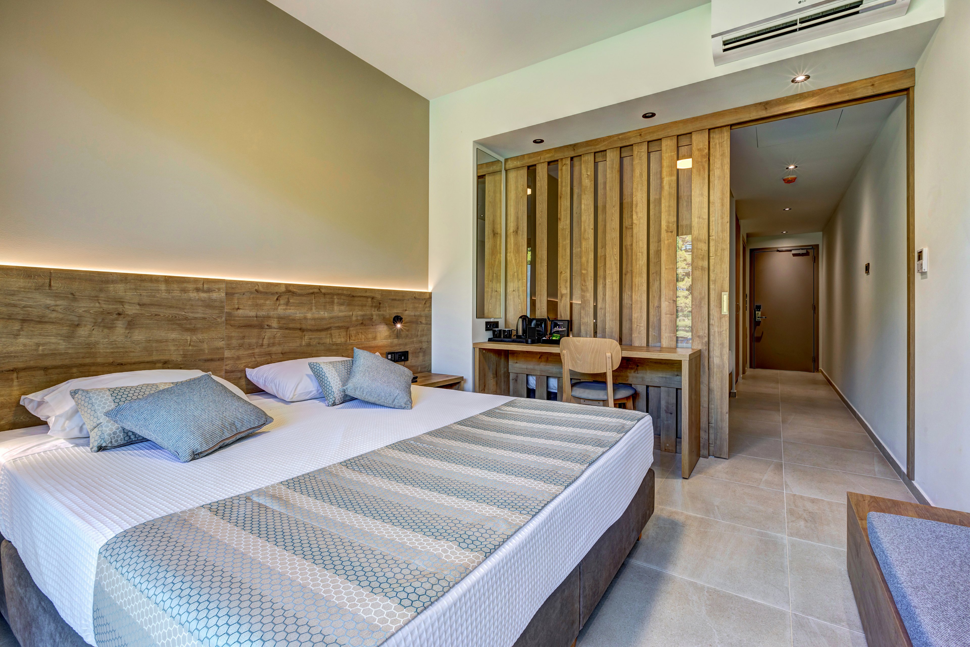 White Olive Elite Hotel