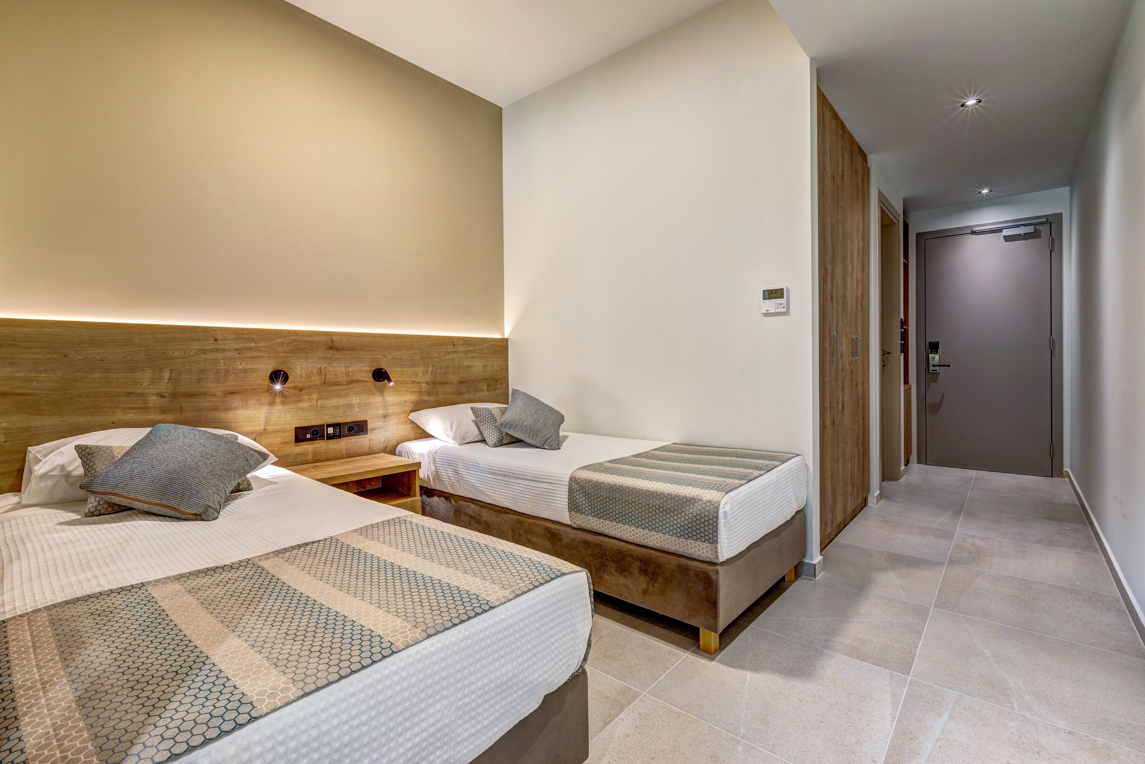 White Olive Elite Hotel