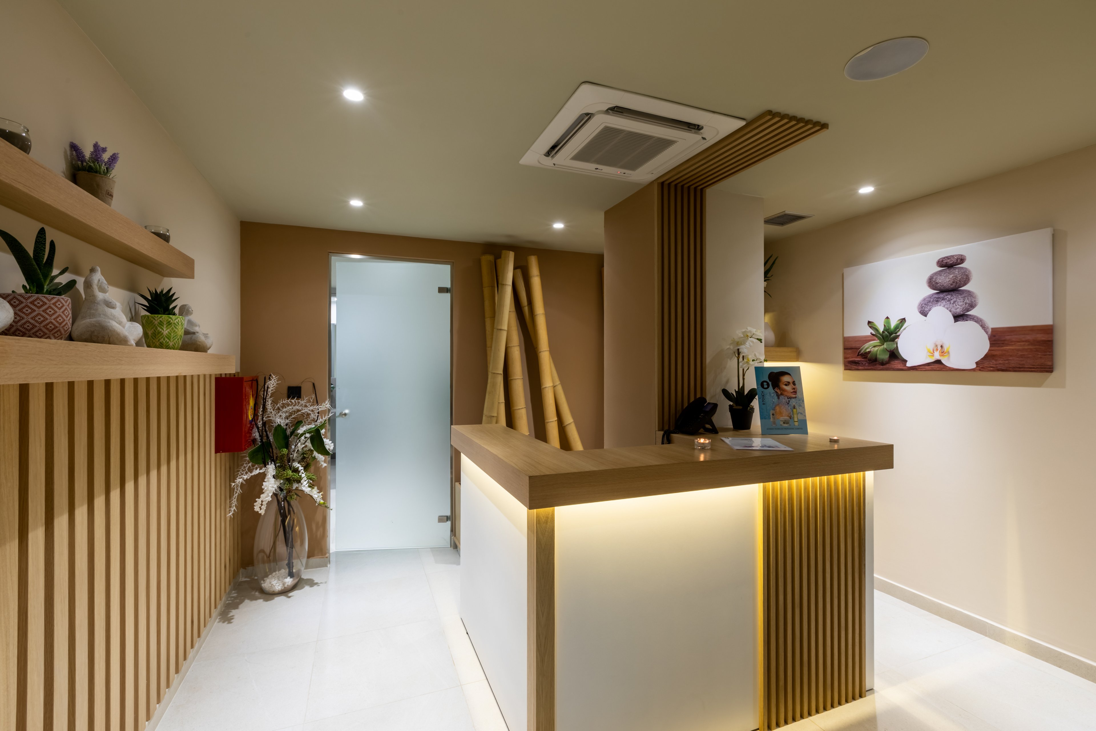 White Olive Elite Hotel