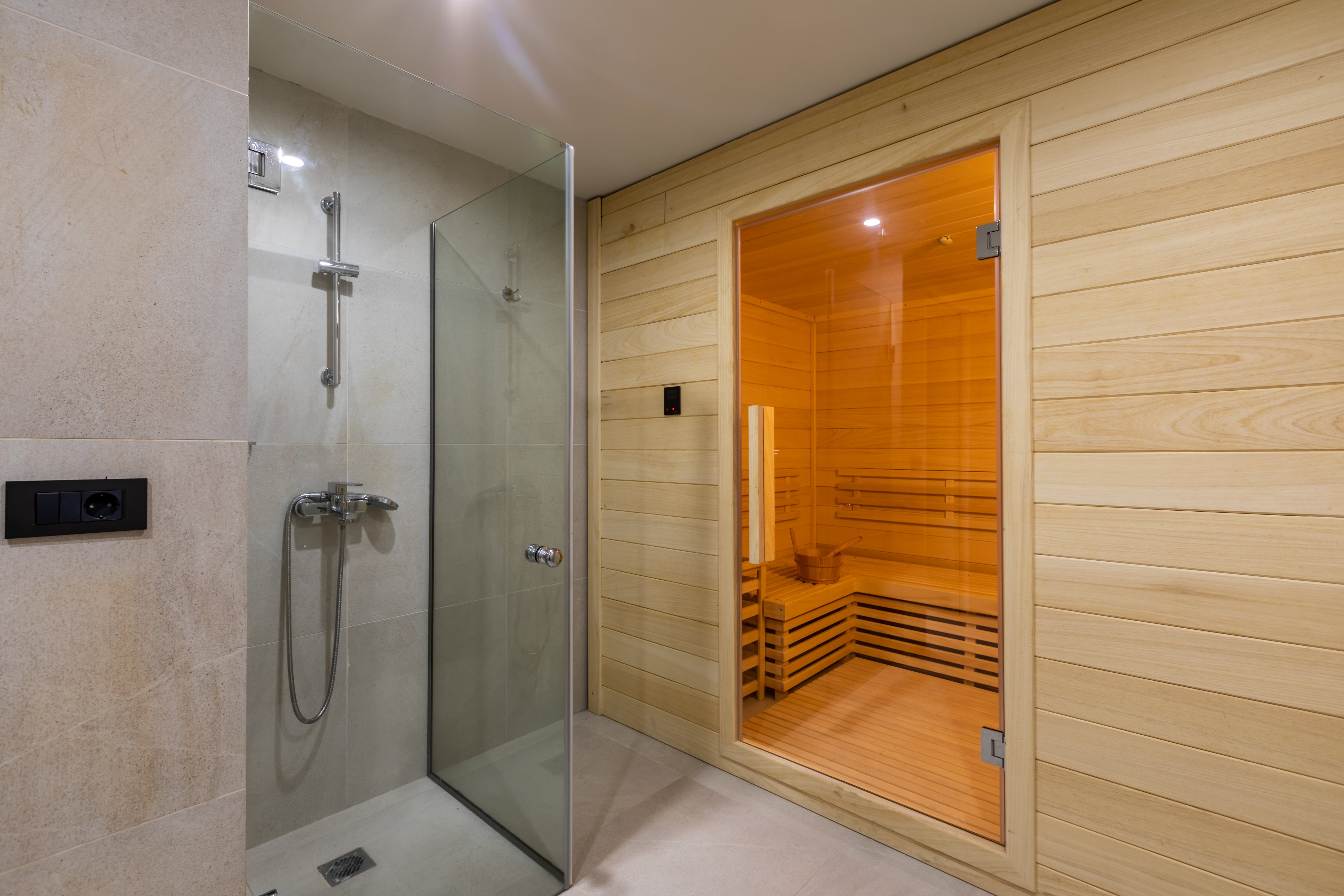 White Olive Elite Hotel