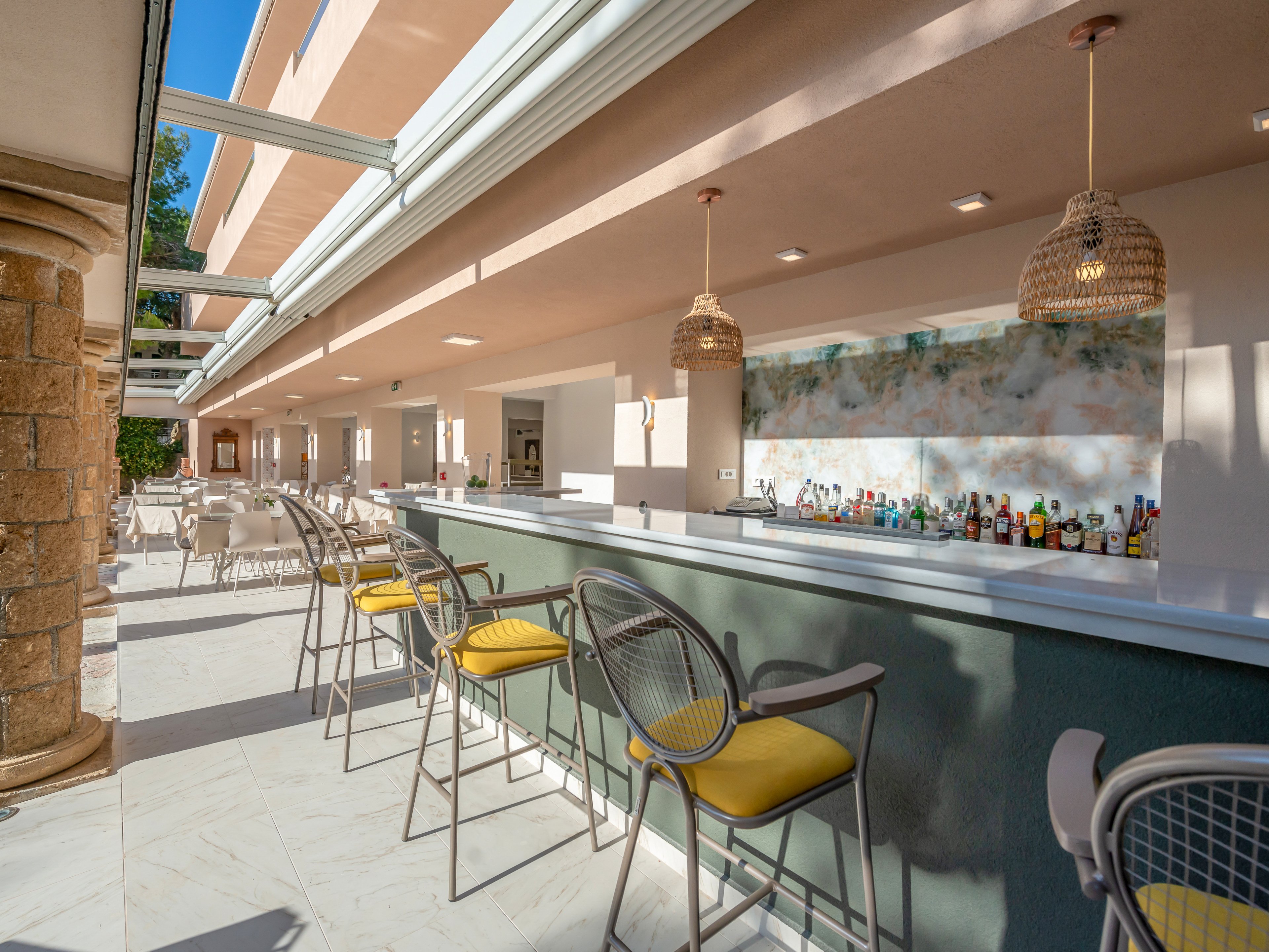 Hotel Vasilikos Beach