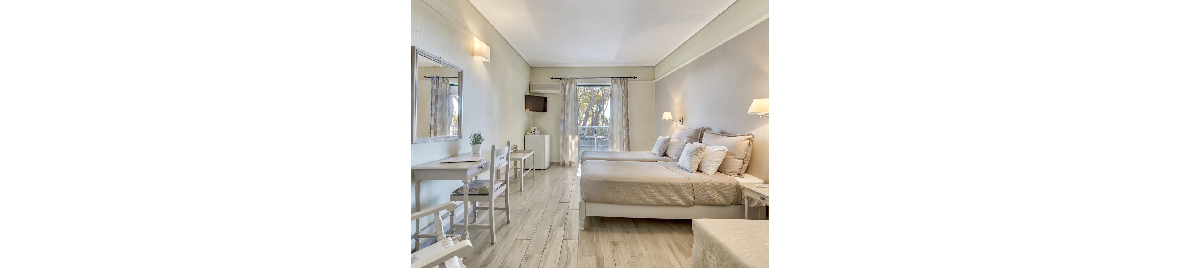 Hotel Vasilikos Beach
