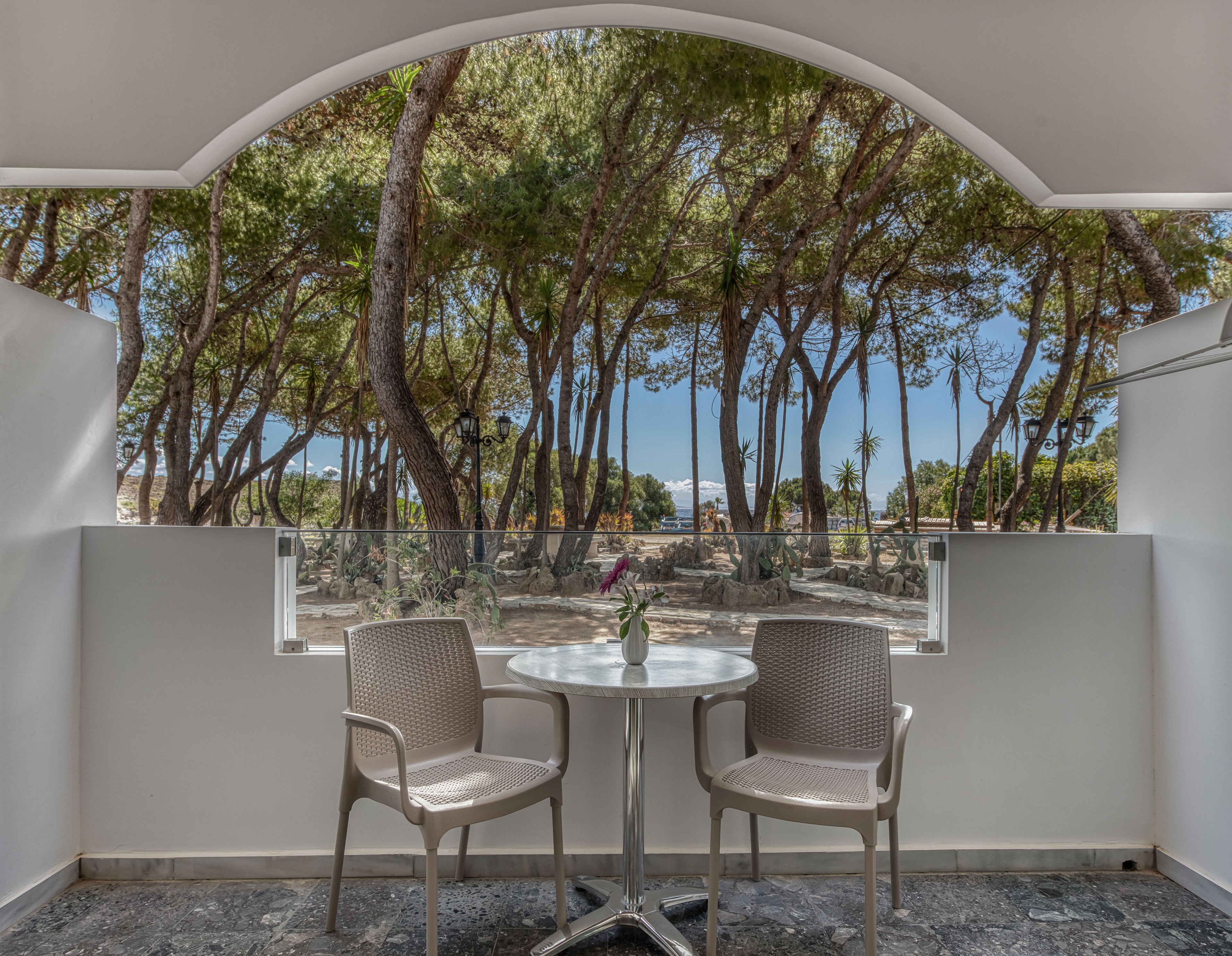 Hotel Vasilikos Beach