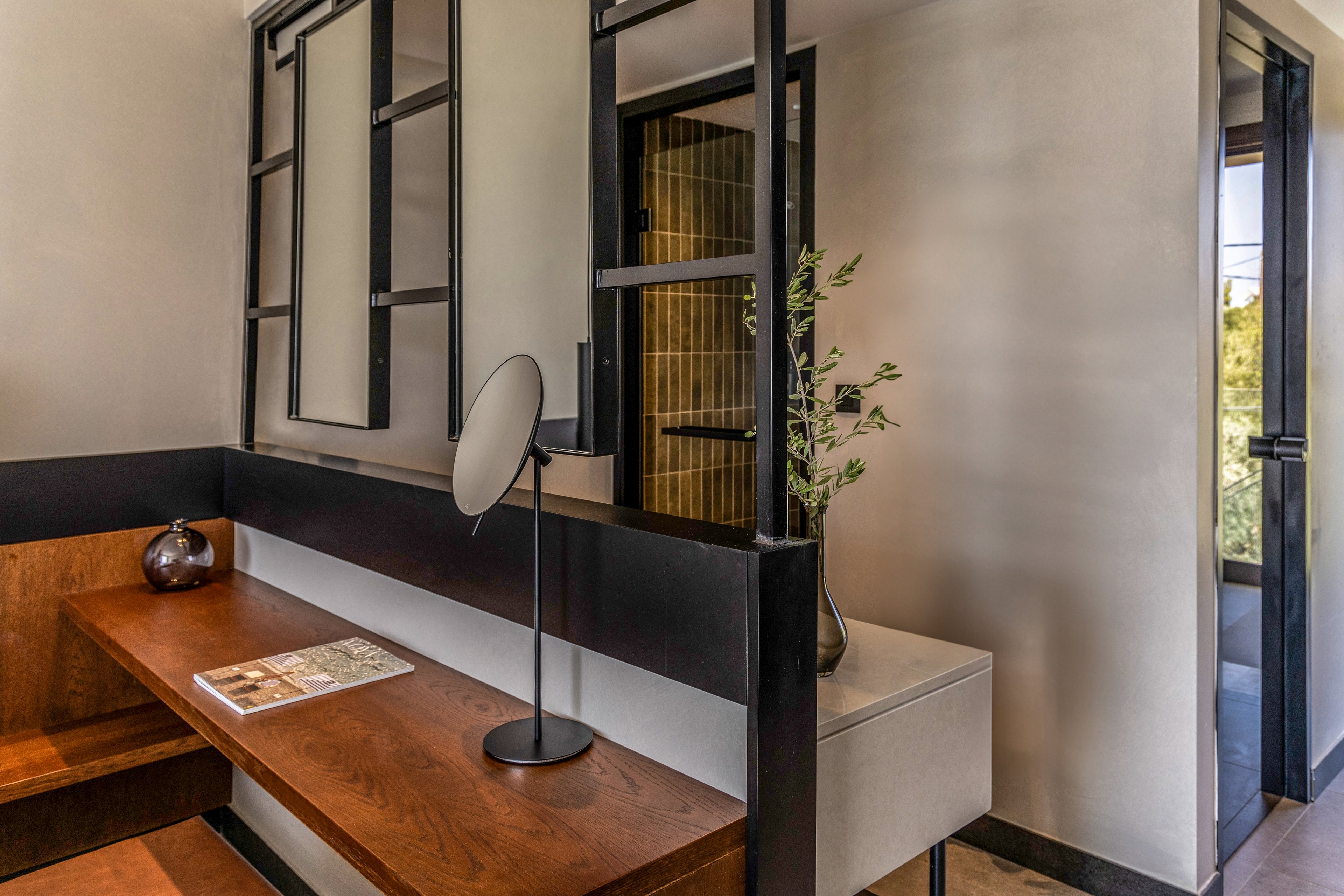 King Jason Zante by Louis Hotels