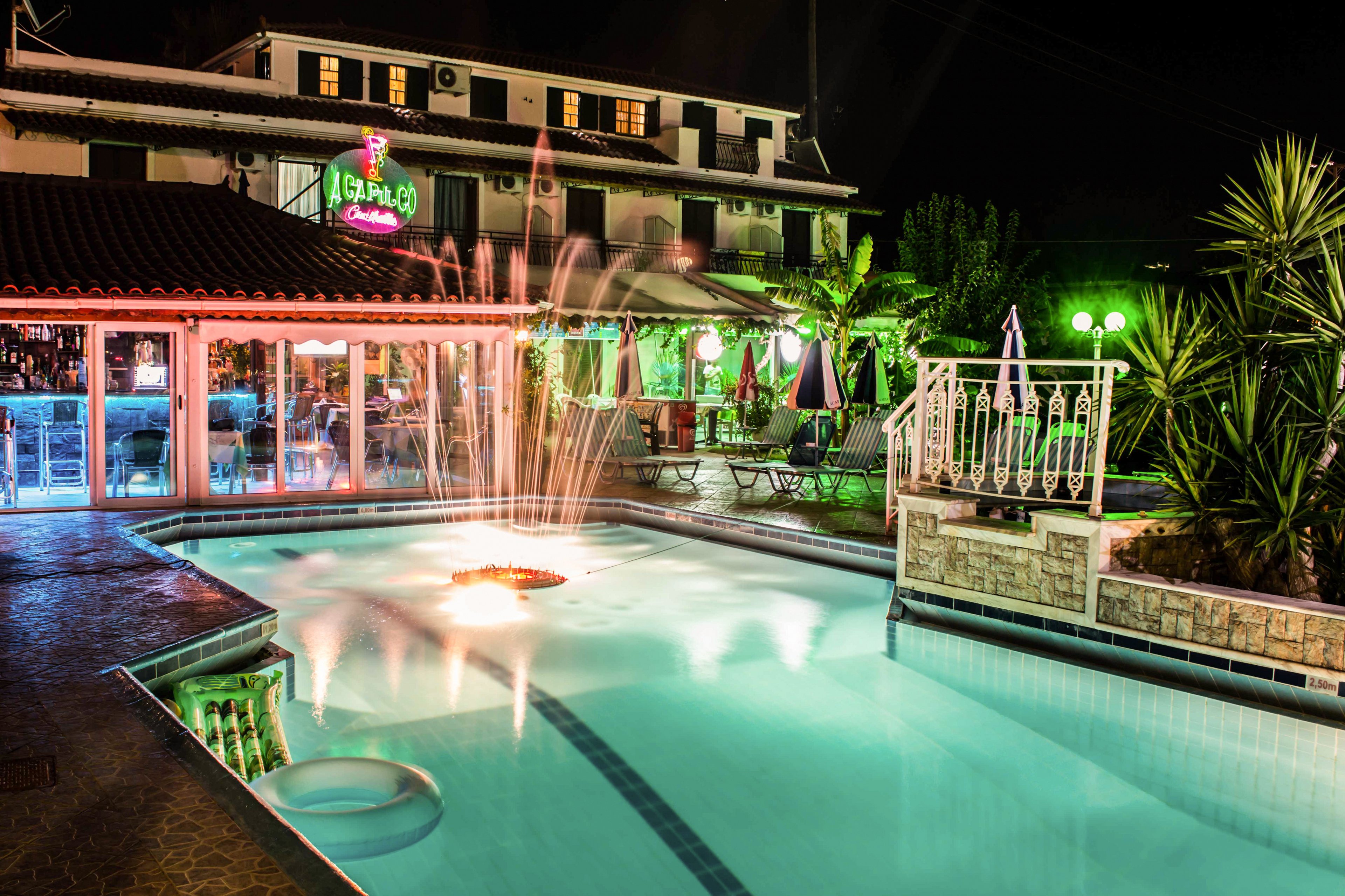 Acapulco Marinos Apartments