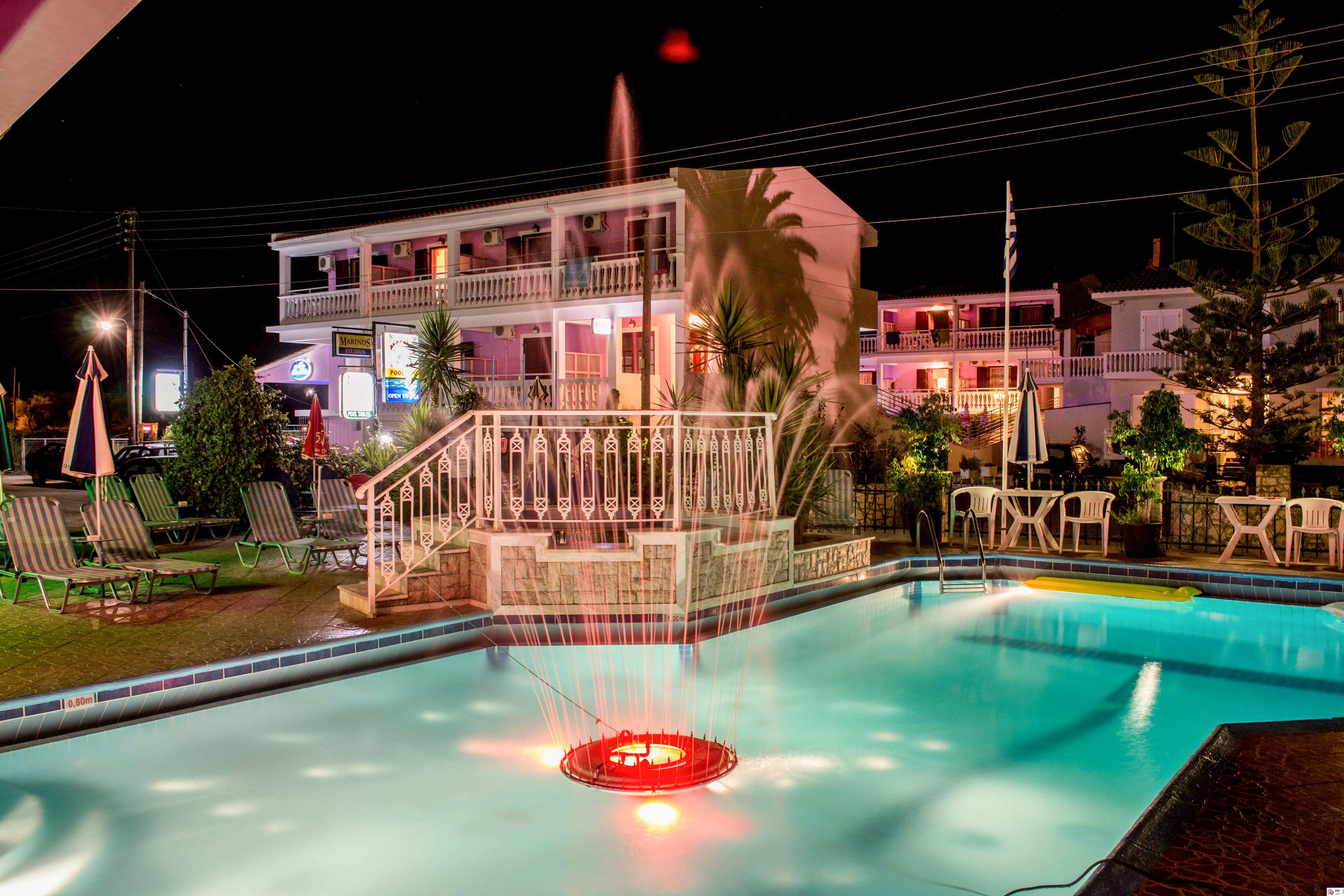 Acapulco Marinos Apartments