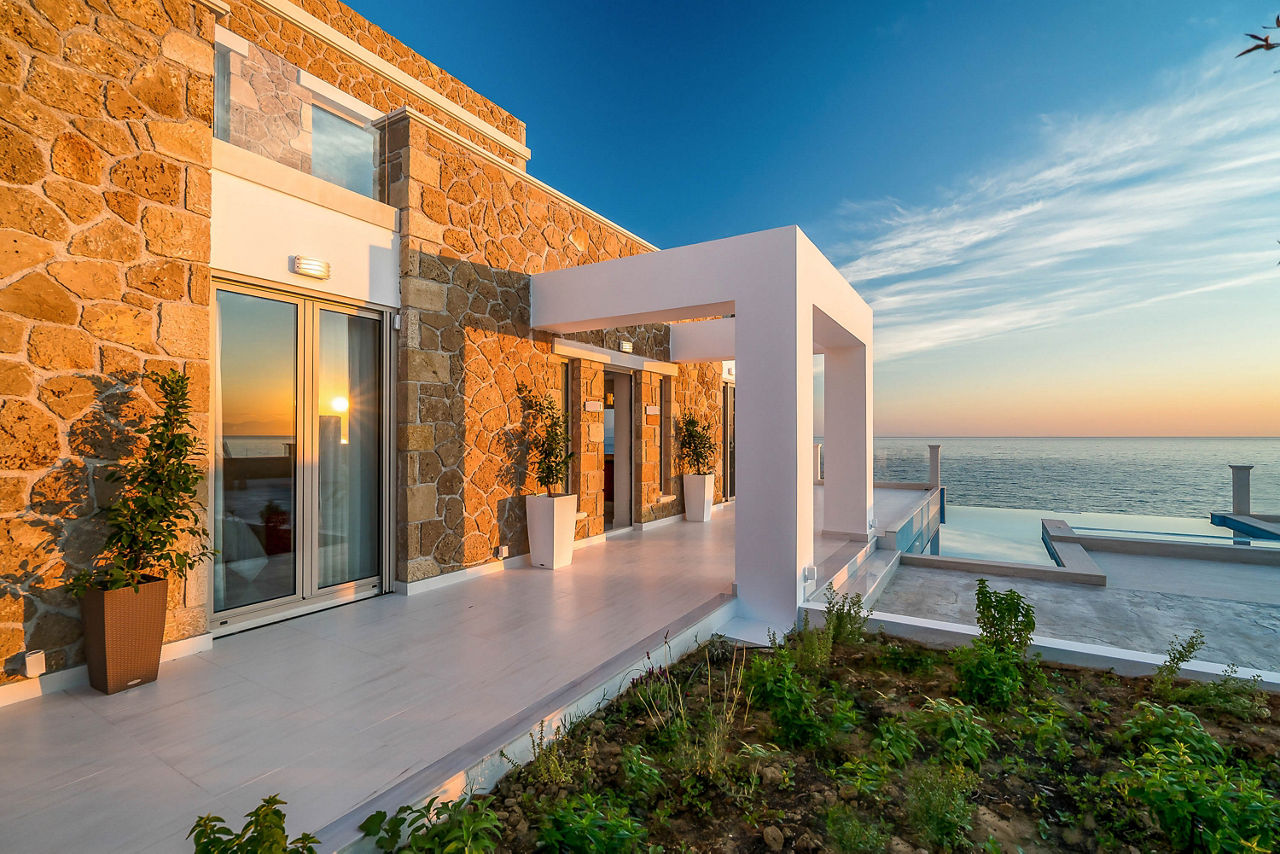 Tambouros Boutique Villa