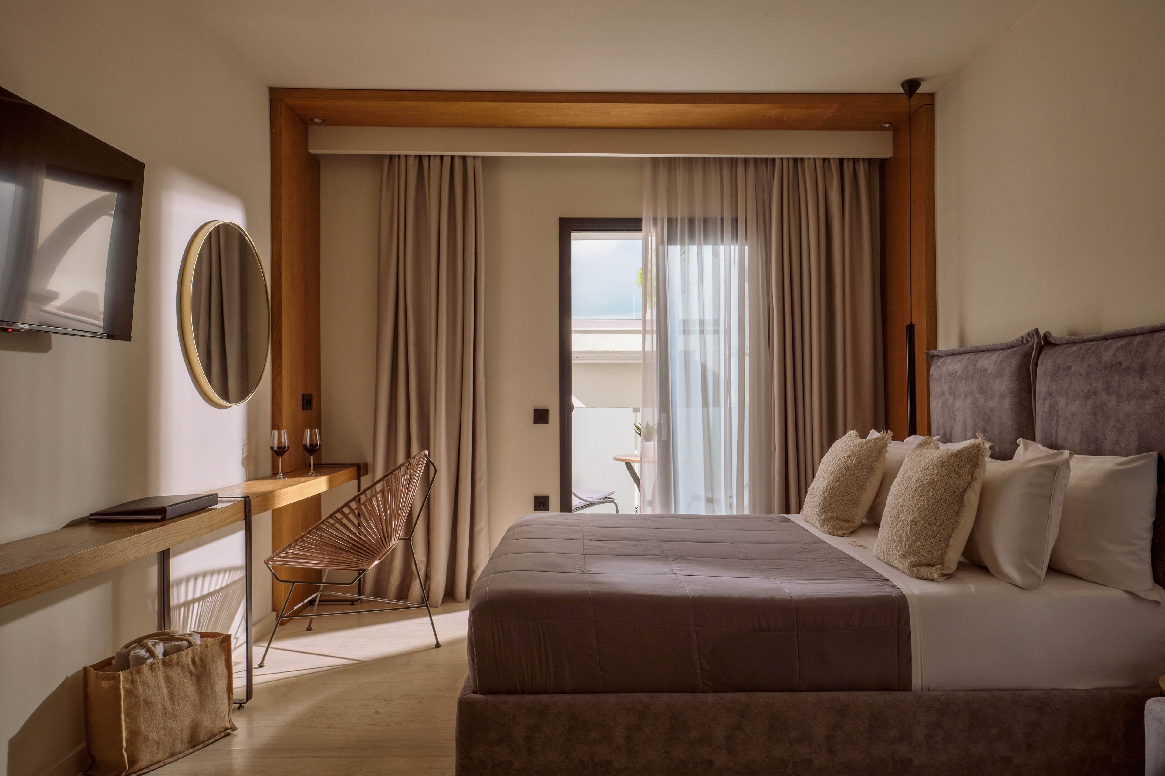 Nikon Boutique Hotel