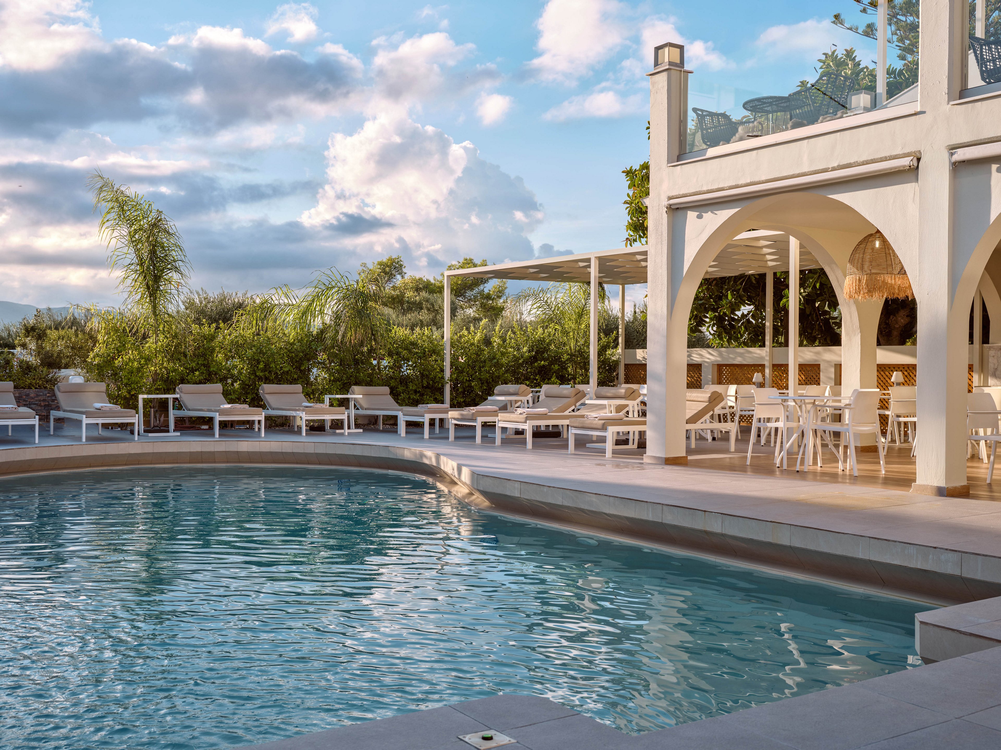 Nikon Boutique Hotel