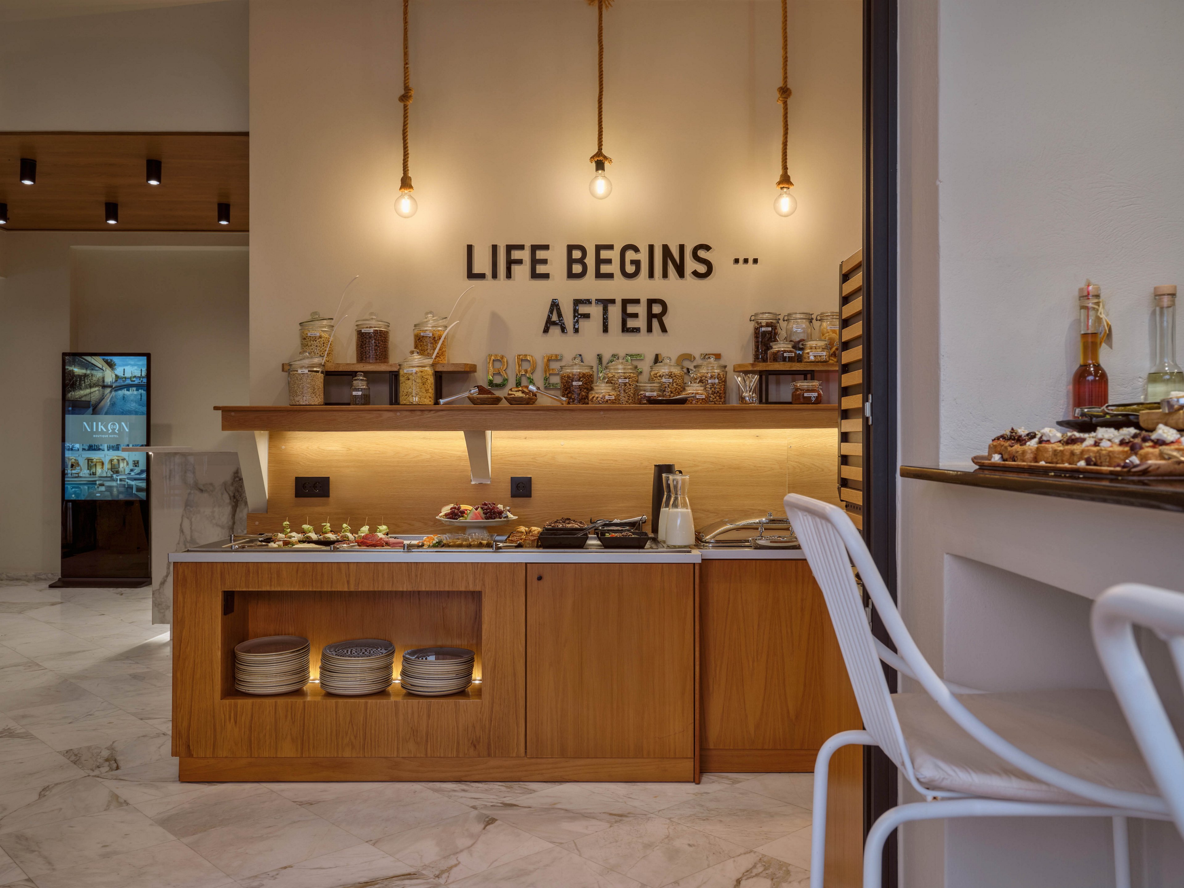 Nikon Boutique Hotel