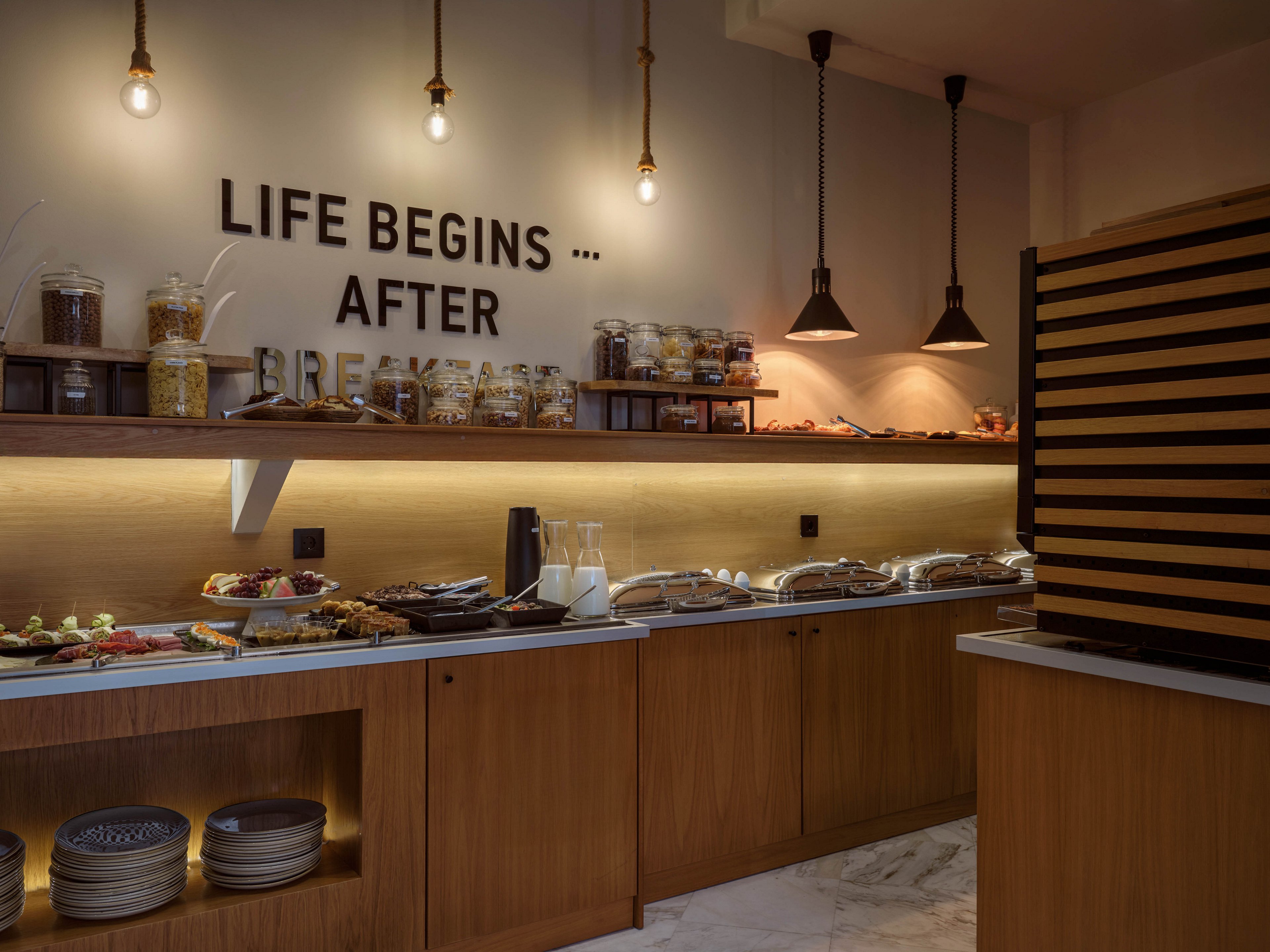 Nikon Boutique Hotel