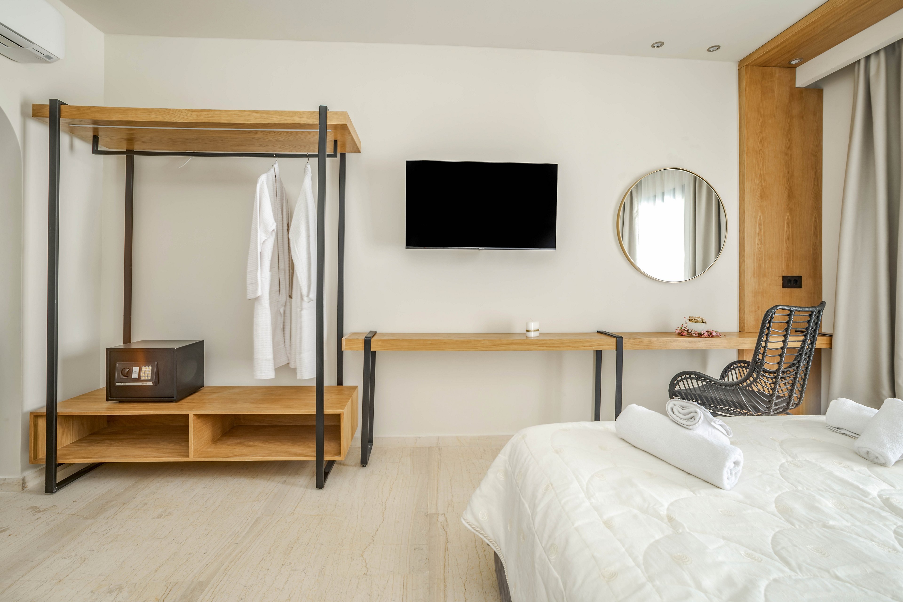 Nikon Boutique Hotel