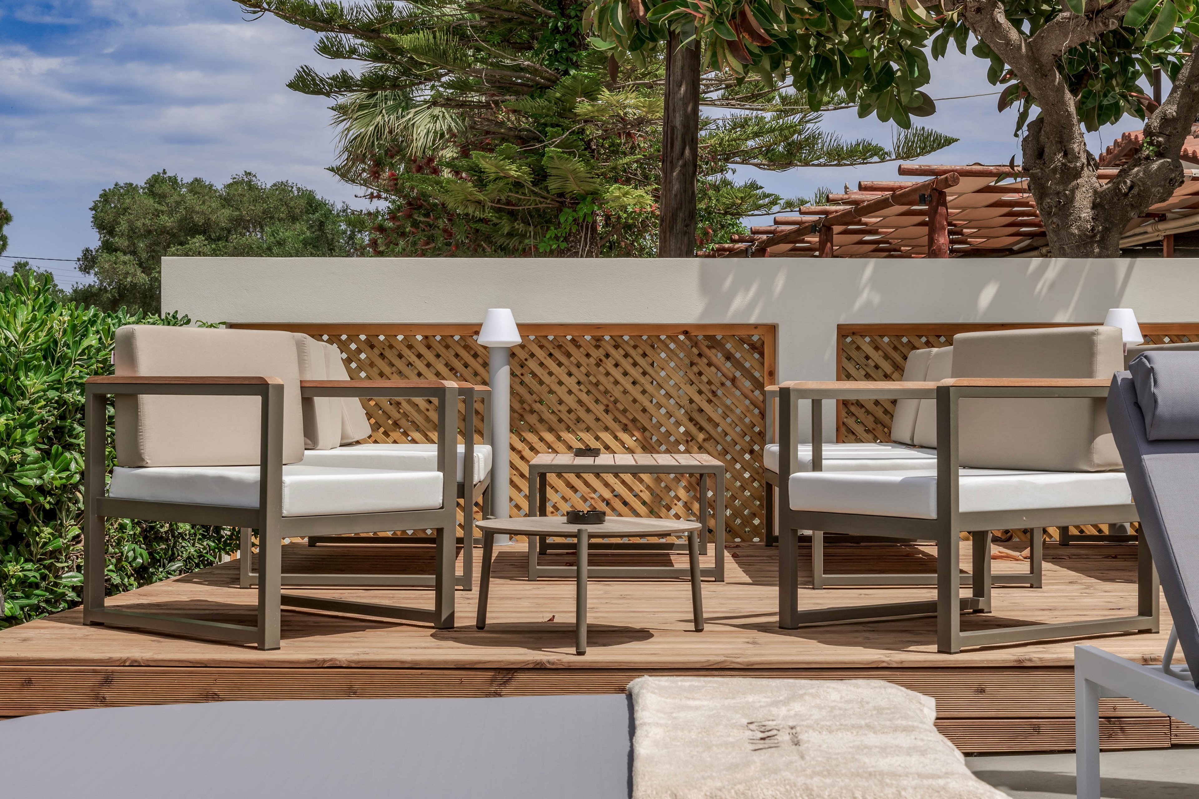 Nikon Boutique Hotel