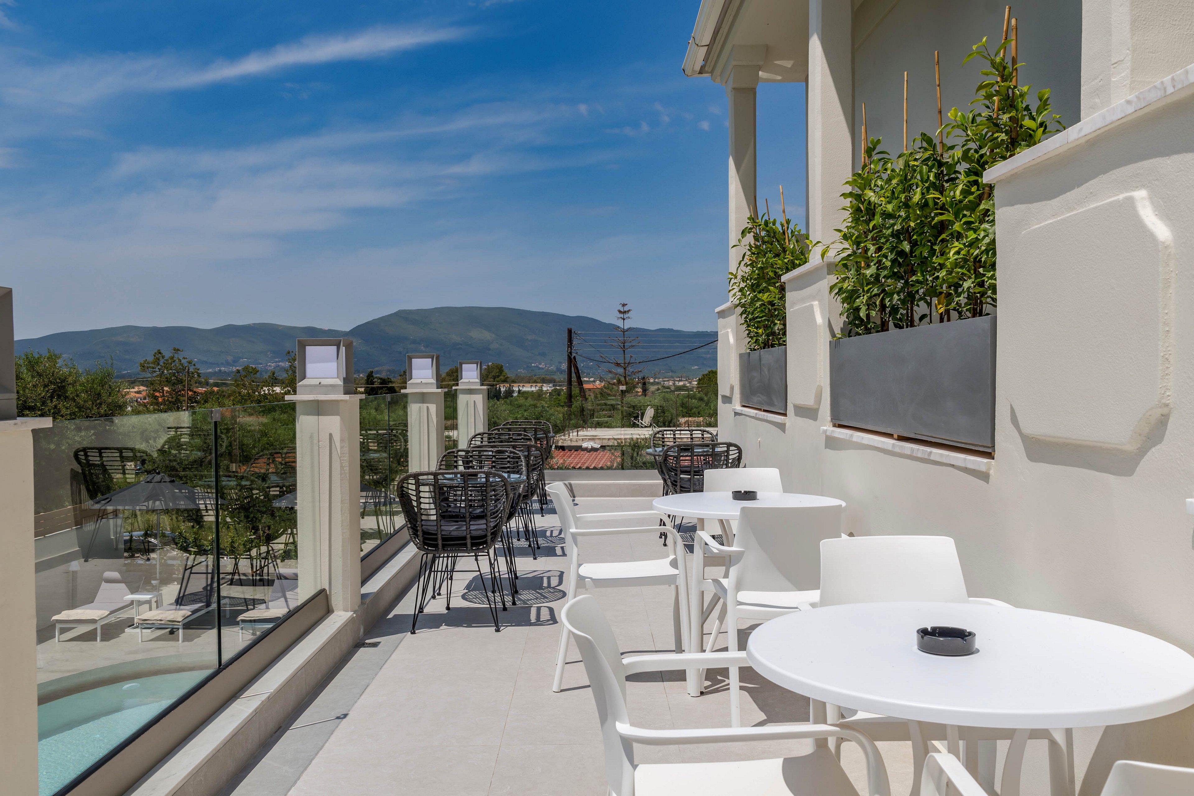 Nikon Boutique Hotel