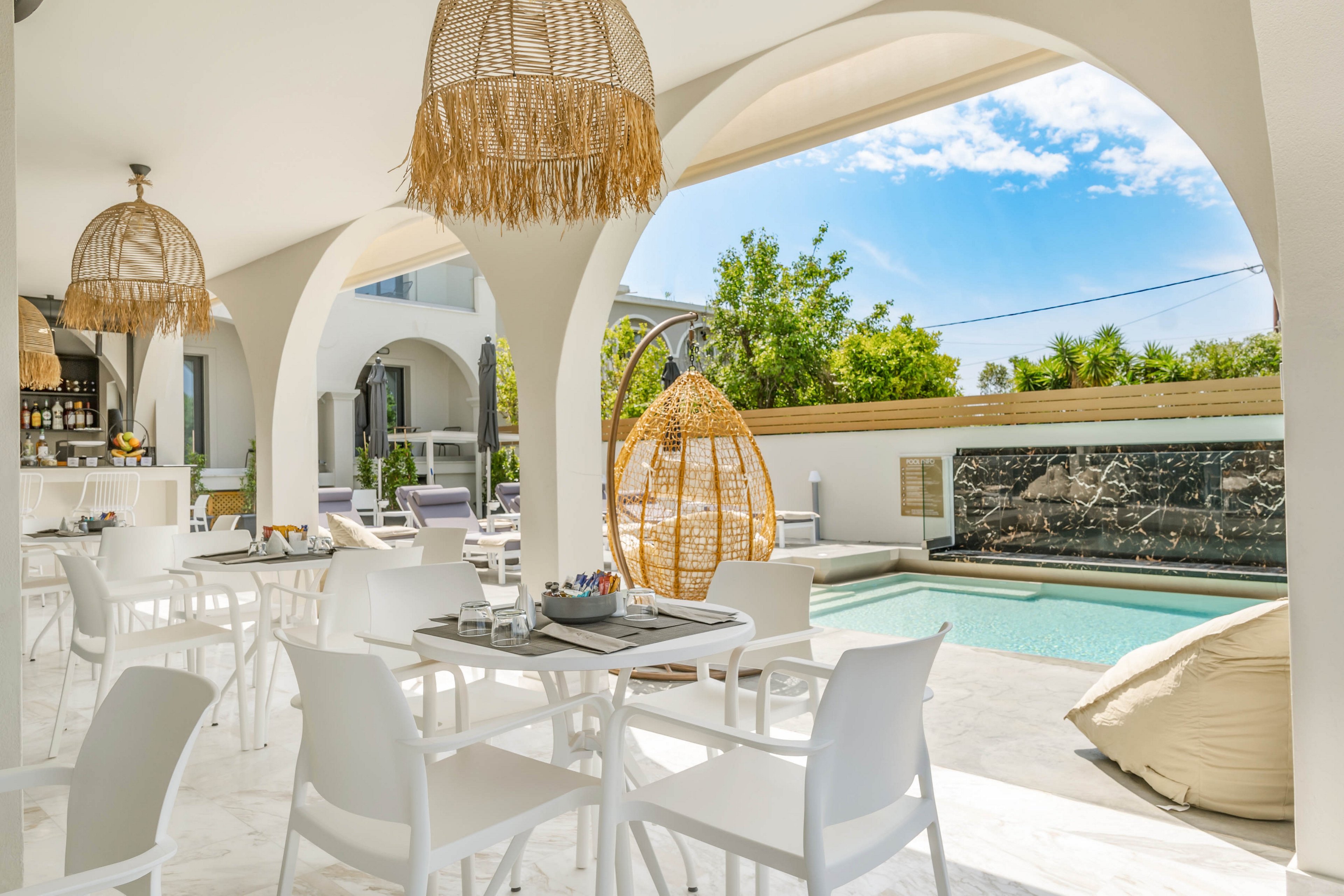 Nikon Boutique Hotel