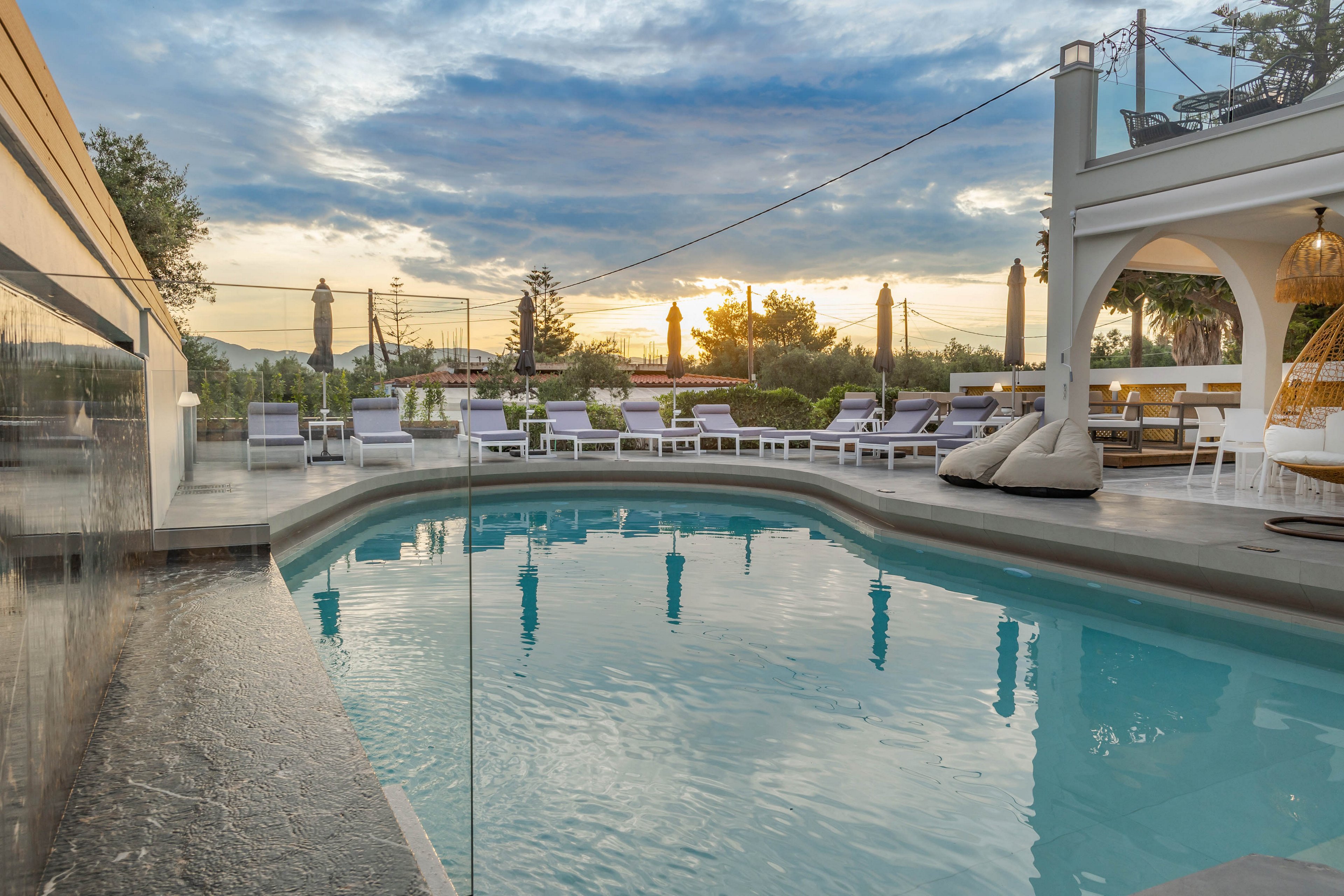 Nikon Boutique Hotel