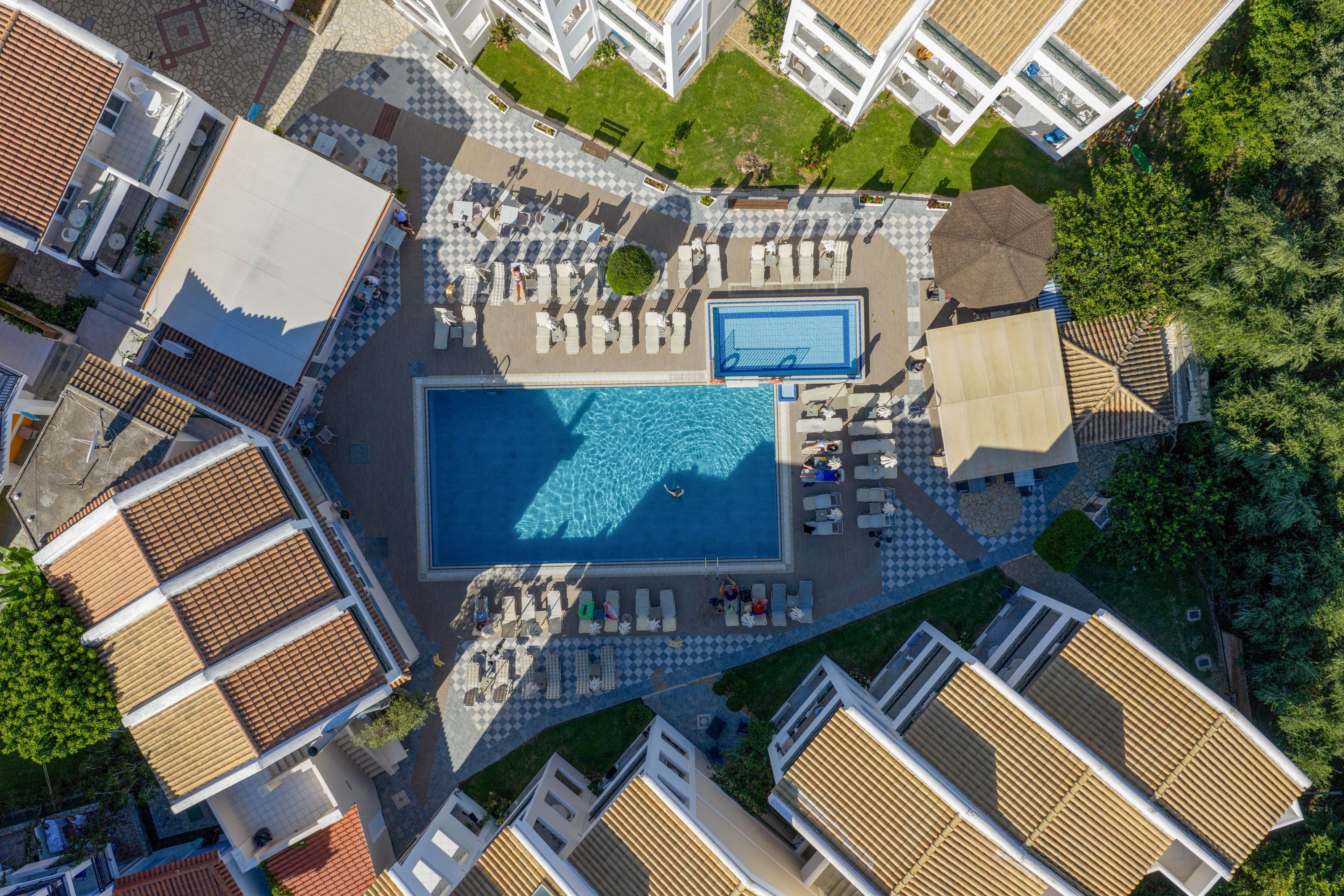 Maistrali Hotel & Apartments