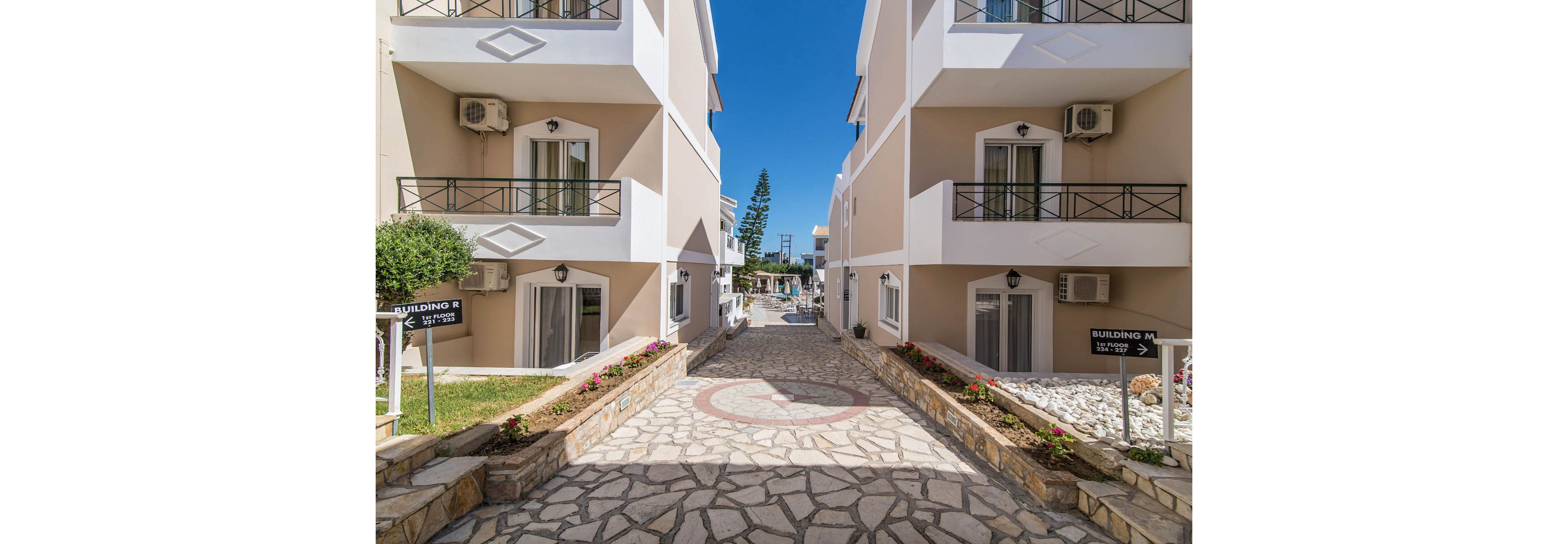 Maistrali Hotel & Apartments